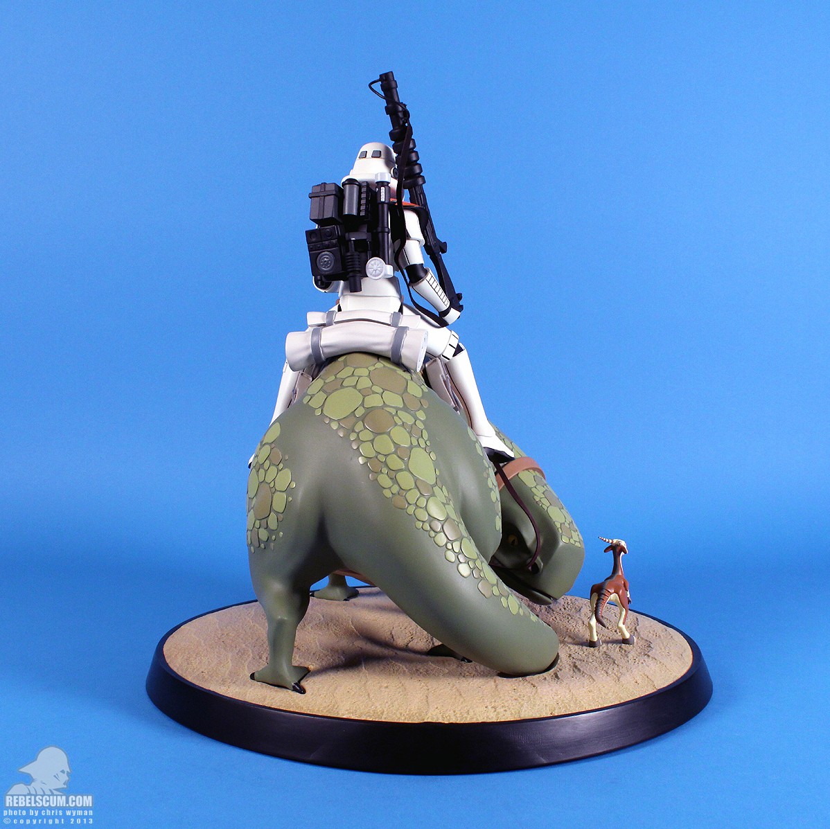 Sandtrooper-On-Dewback-Limited-Edition-Maquette-004.jpg