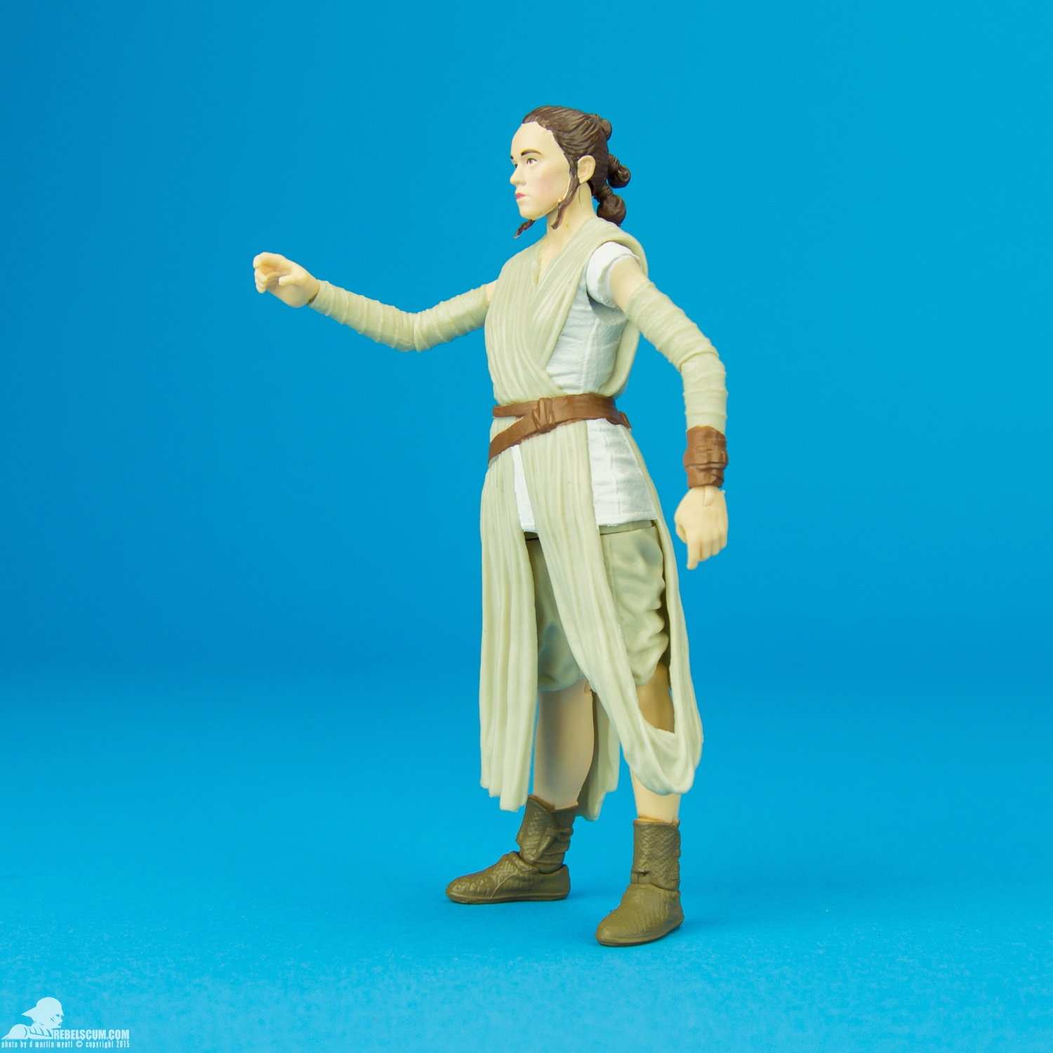 02-Rey-Jakku-BB-8-The-Black-Series-Star-Wars-2015-003.jpg