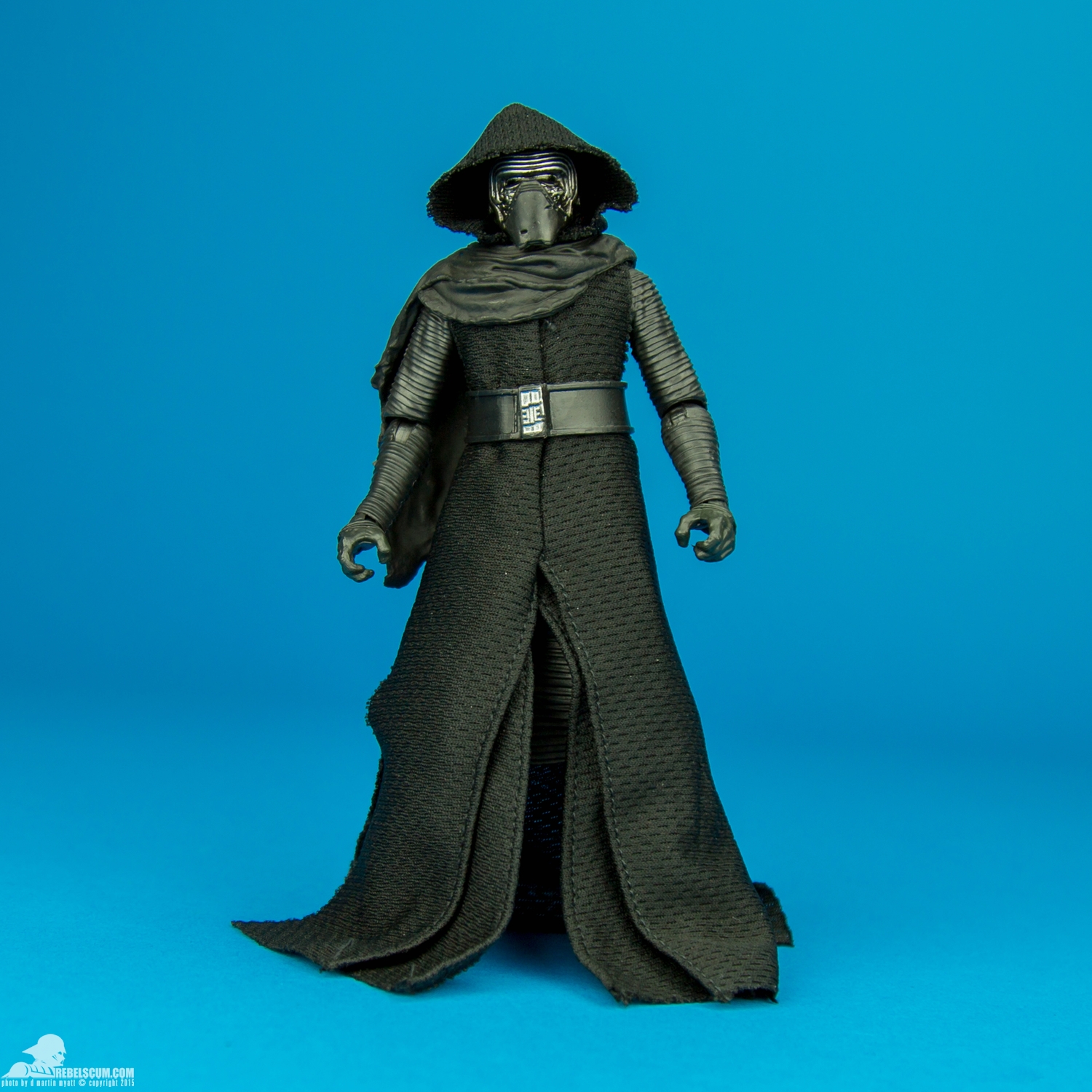 03-Kylo-Ren-The-Black-Series-Star-Wars-Hasbro-2015-001.jpg