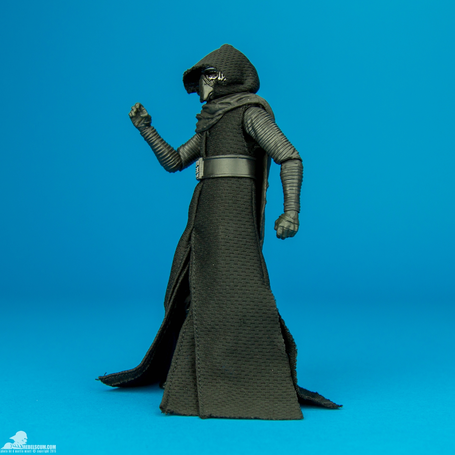 03-Kylo-Ren-The-Black-Series-Star-Wars-Hasbro-2015-003.jpg