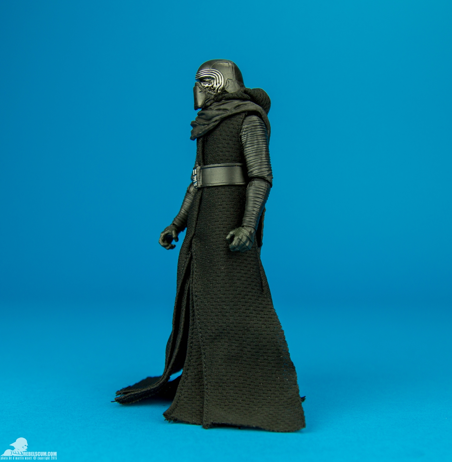 03-Kylo-Ren-The-Black-Series-Star-Wars-Hasbro-2015-007.jpg