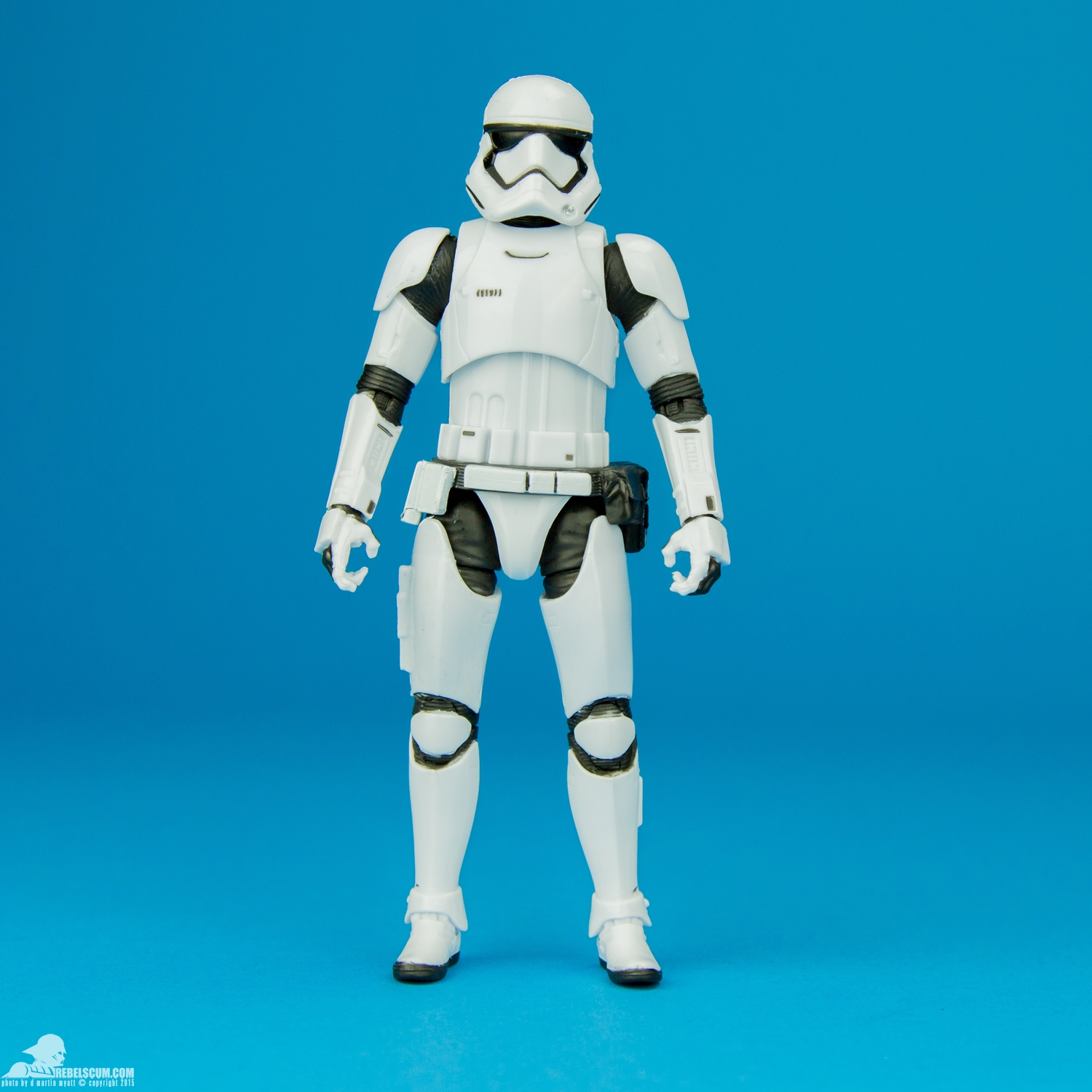 04-First-Order-Stormtrooper-The-Black-Series-2015-001.jpg