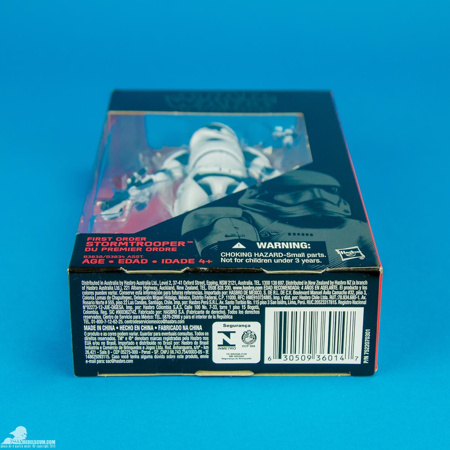 04-First-Order-Stormtrooper-The-Black-Series-2015-016.jpg