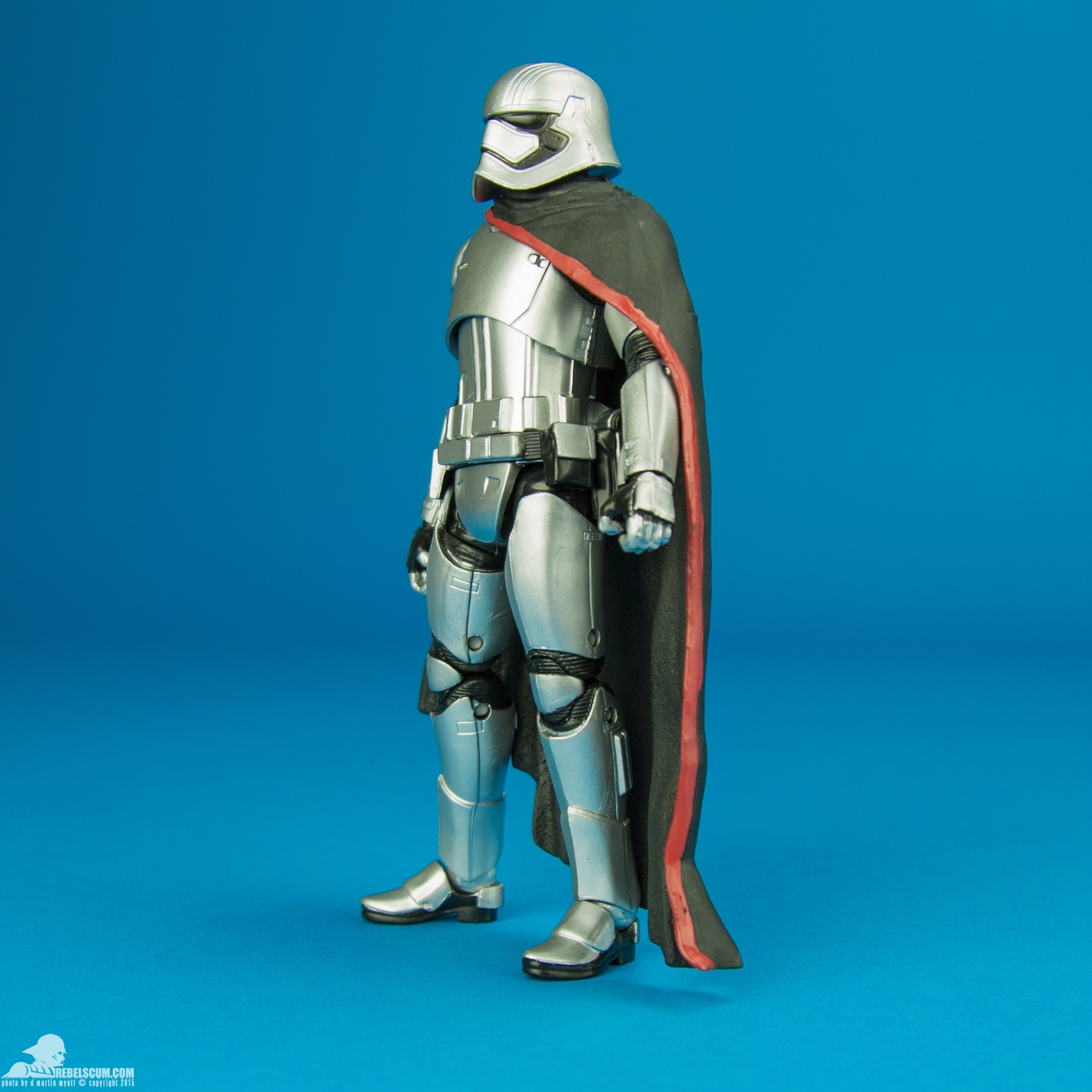 06-Captain-Phasma-The-Black-Series-6-inch-Hasbro-003.jpg