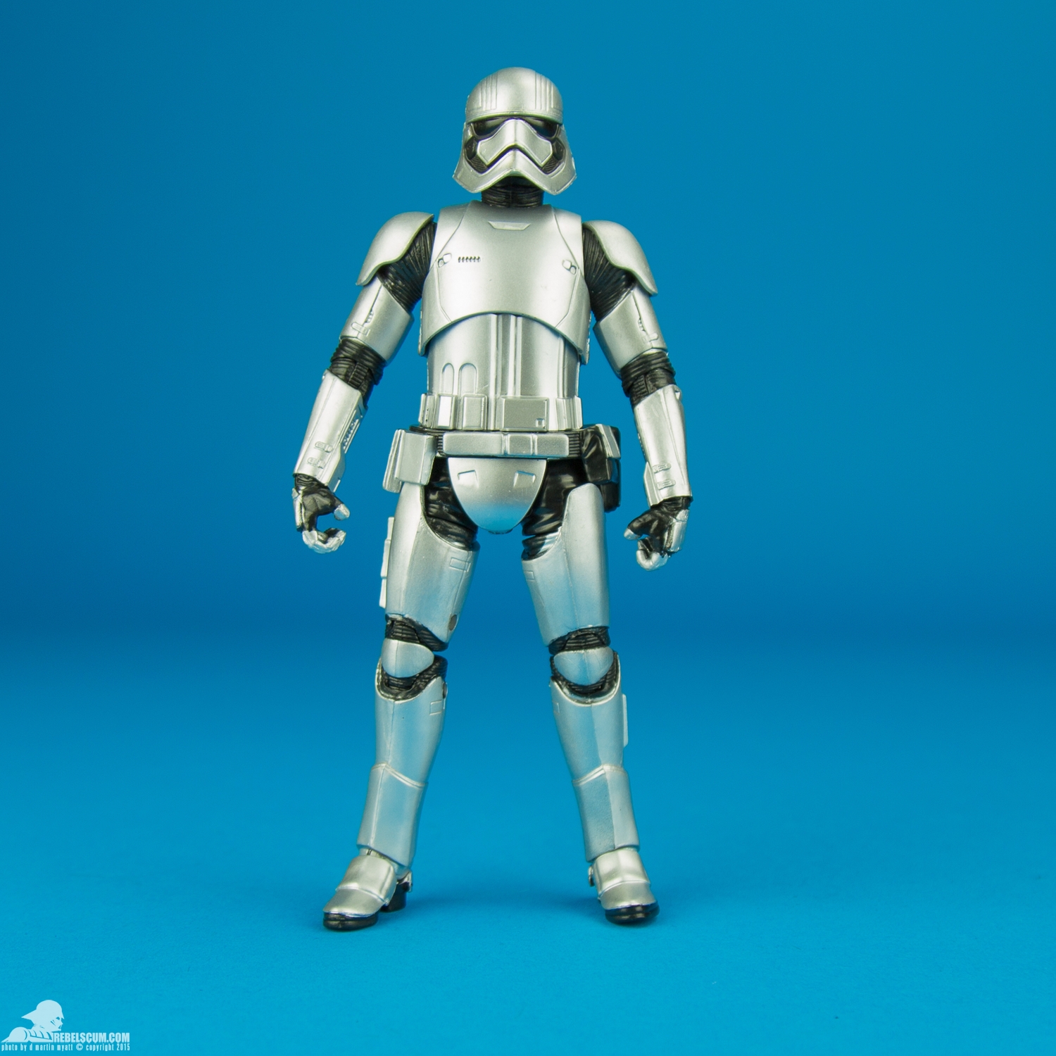 06-Captain-Phasma-The-Black-Series-6-inch-Hasbro-005.jpg