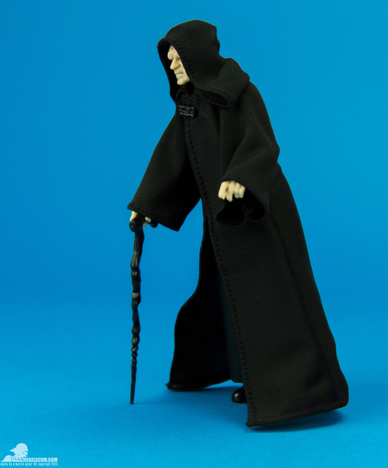 11-Emperor-Palpatine-6-inch-The-Black-Series-007.jpg