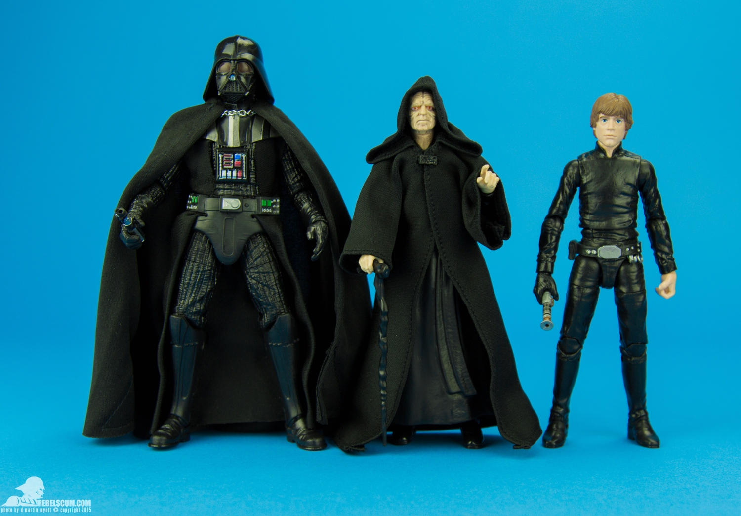 11-Emperor-Palpatine-6-inch-The-Black-Series-010.jpg