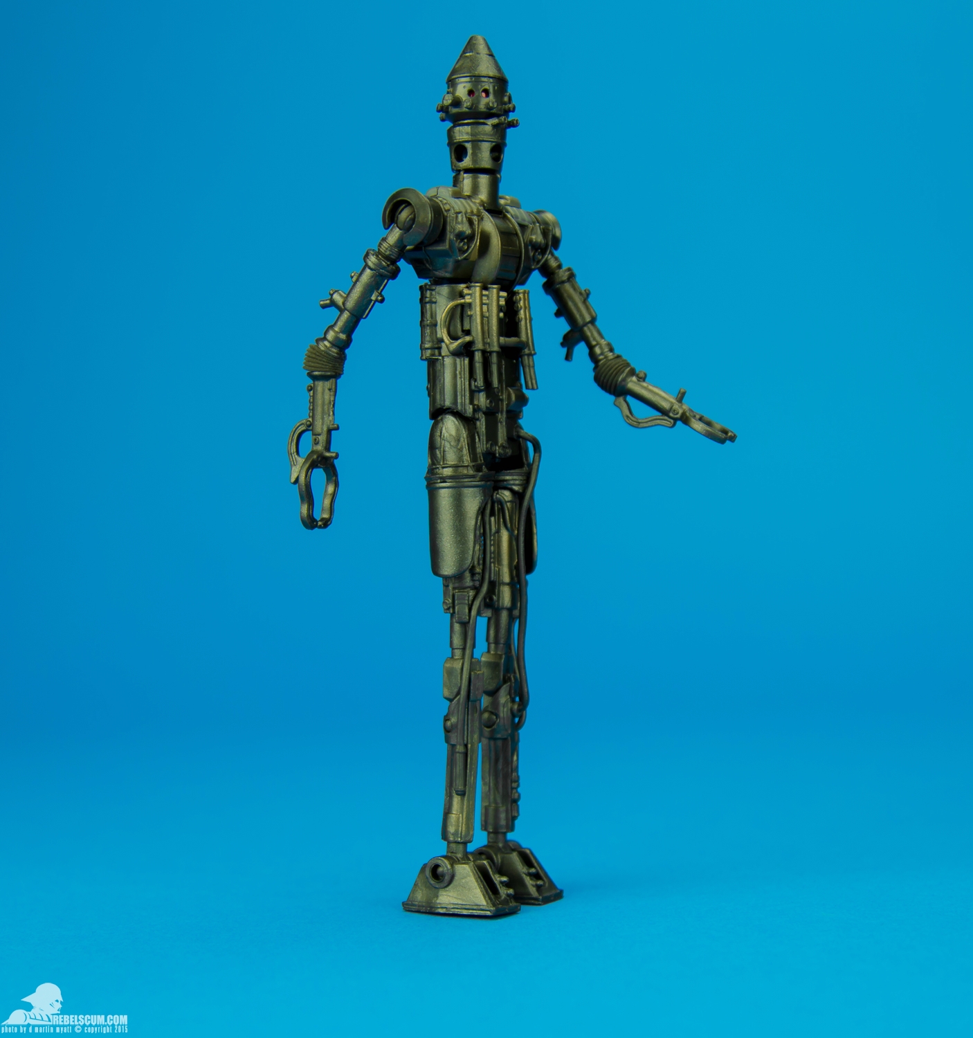 15-IG-88-6-inch-The-Black-Series-Star-Wars-Hasbro-002.jpg