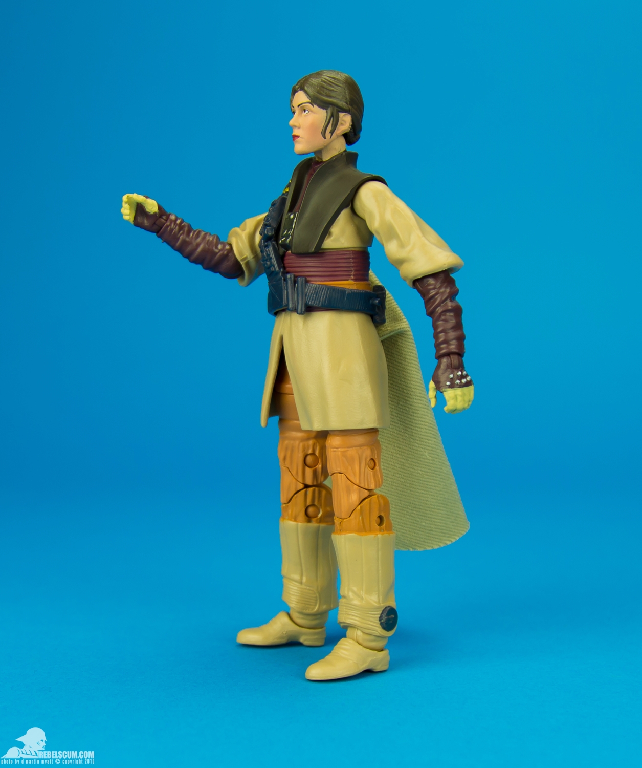 16-Princess-Leia-Organa-Boushh-6-inch-The-Black-Series-003.jpg