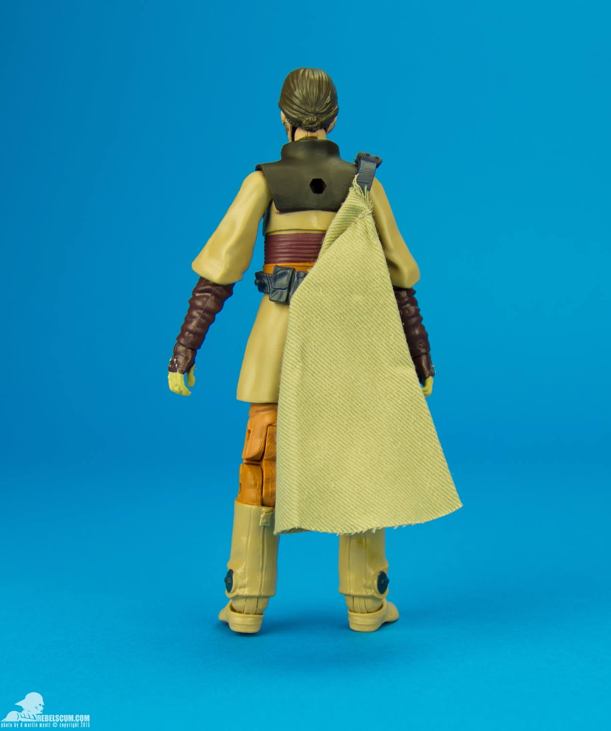 16-Princess-Leia-Organa-Boushh-6-inch-The-Black-Series-004.jpg