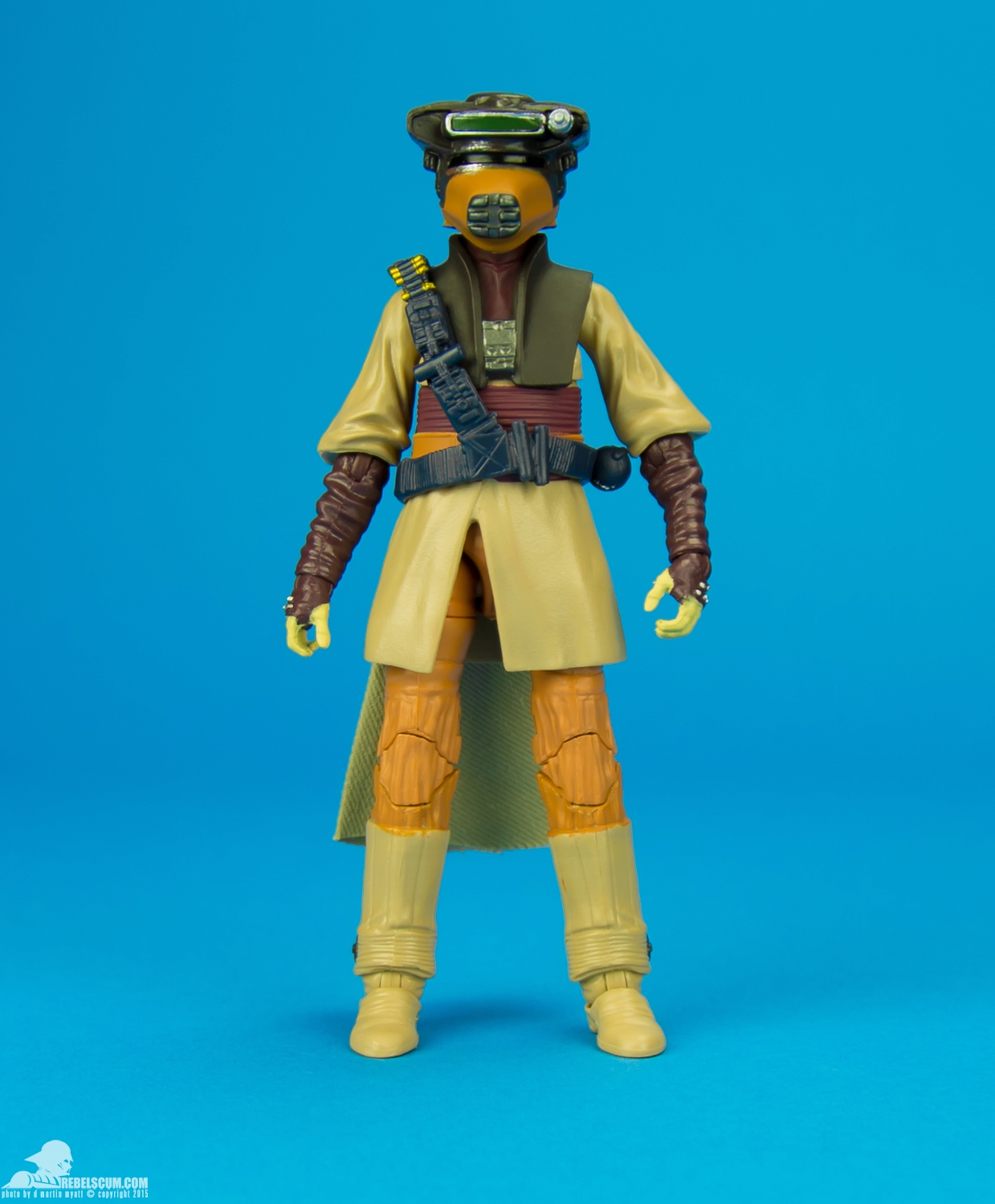 16-Princess-Leia-Organa-Boushh-6-inch-The-Black-Series-005.jpg