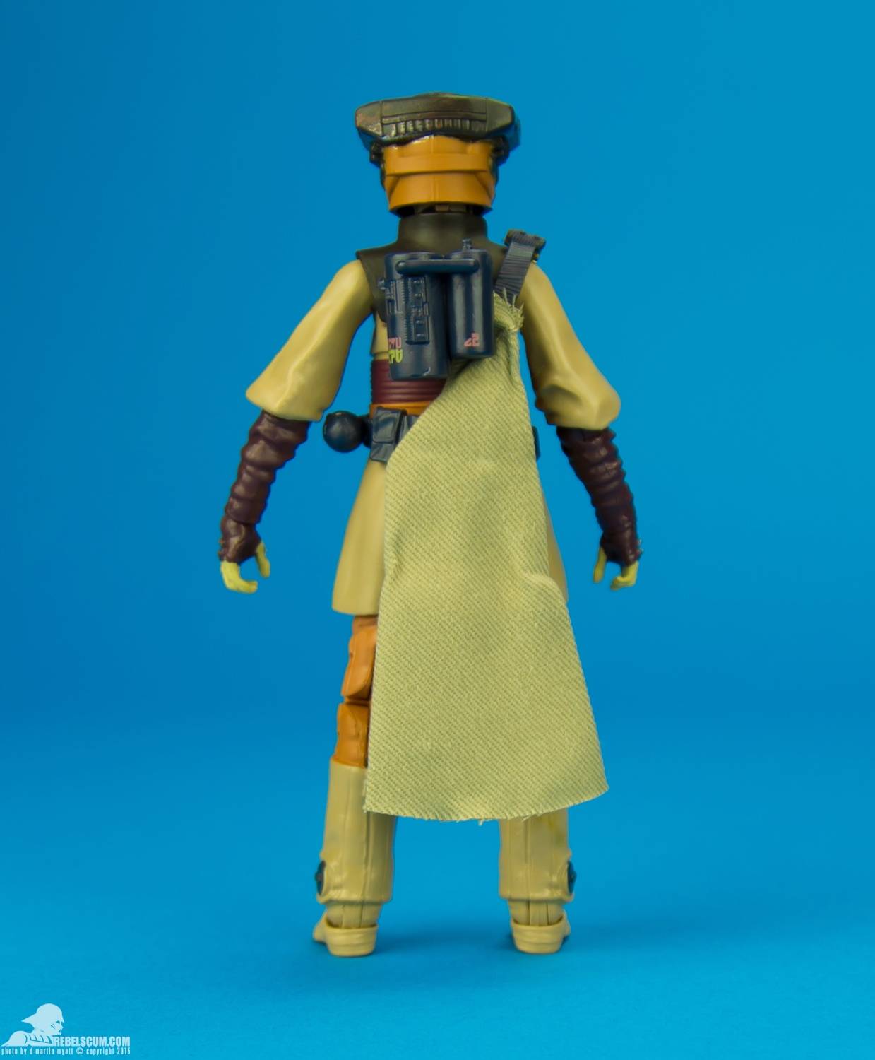 16-Princess-Leia-Organa-Boushh-6-inch-The-Black-Series-008.jpg