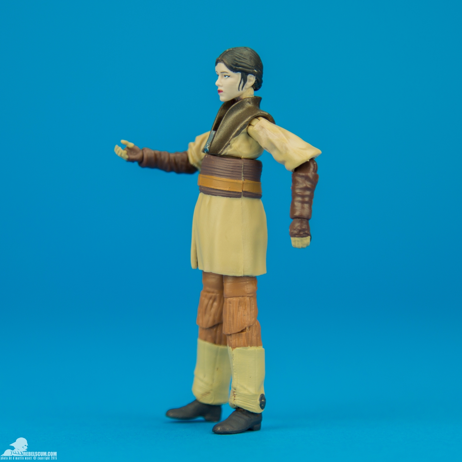 17-Princess-Leia-Organa-Boushh-The-Black-Series-Star-Wars-007.jpg