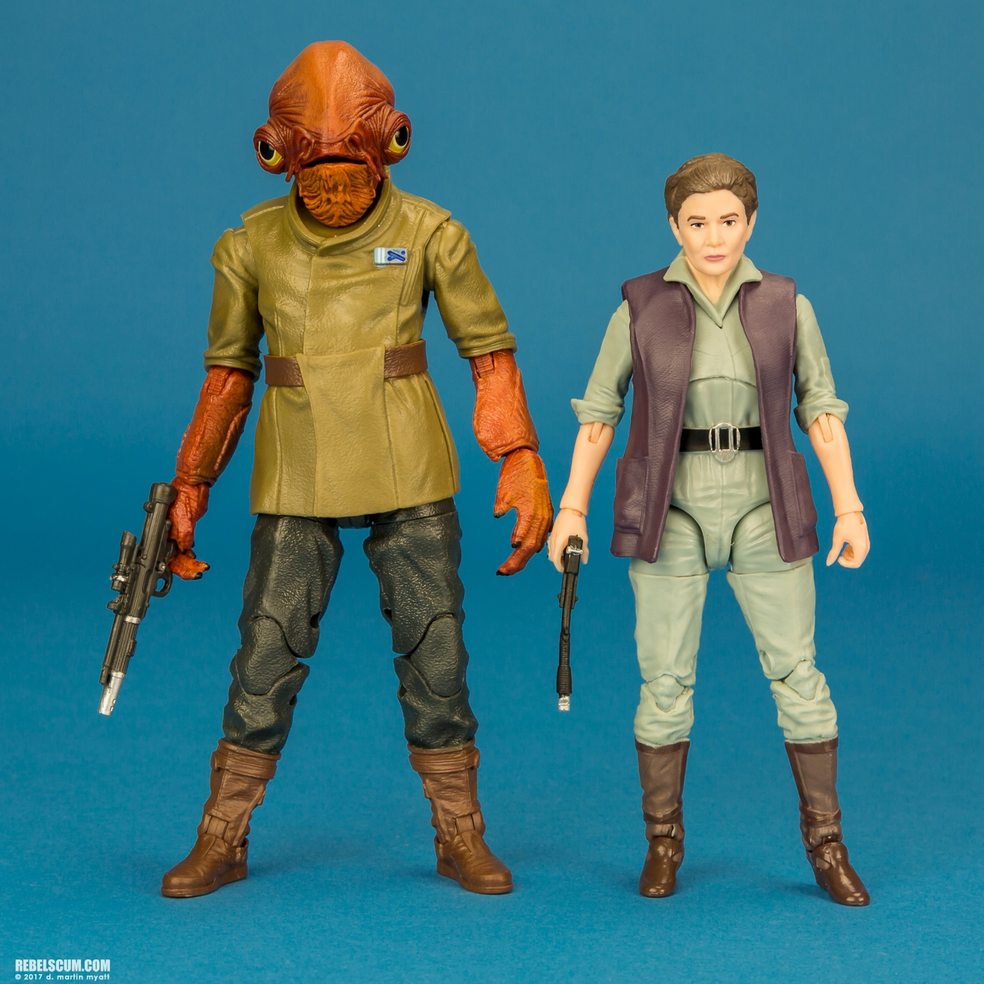 Admiral-Ackbar-First-Order-Officer-The-Black-Series-007.jpg