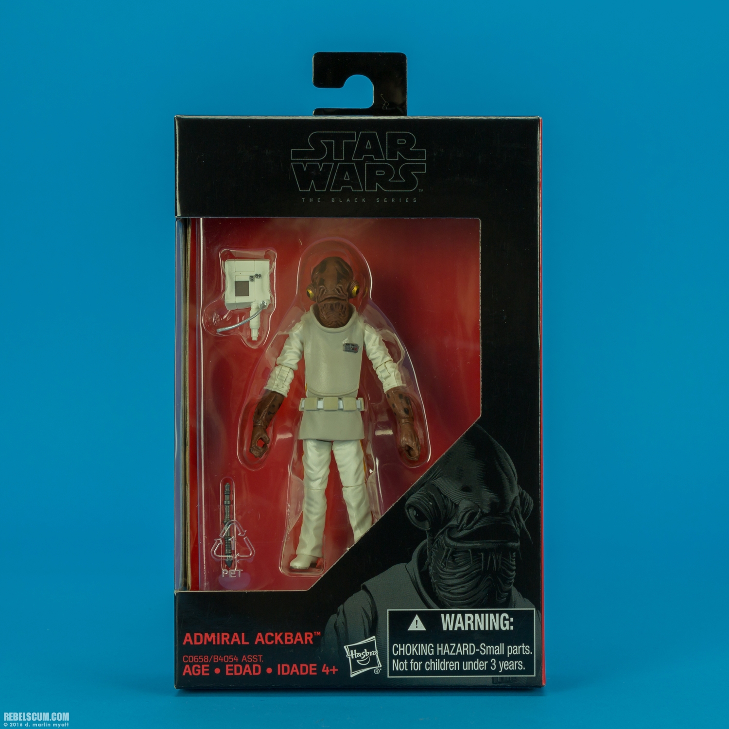 Admiral-Ackbar-The-Black-Series-Walmart-Star-Wars-009.jpg