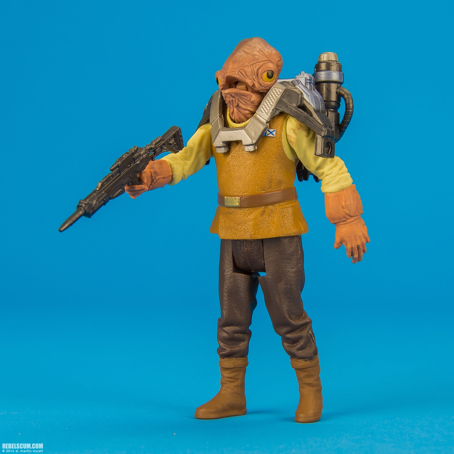 Admiral-Ackbar-The-Force-Awakens-Hasbro-009.jpg