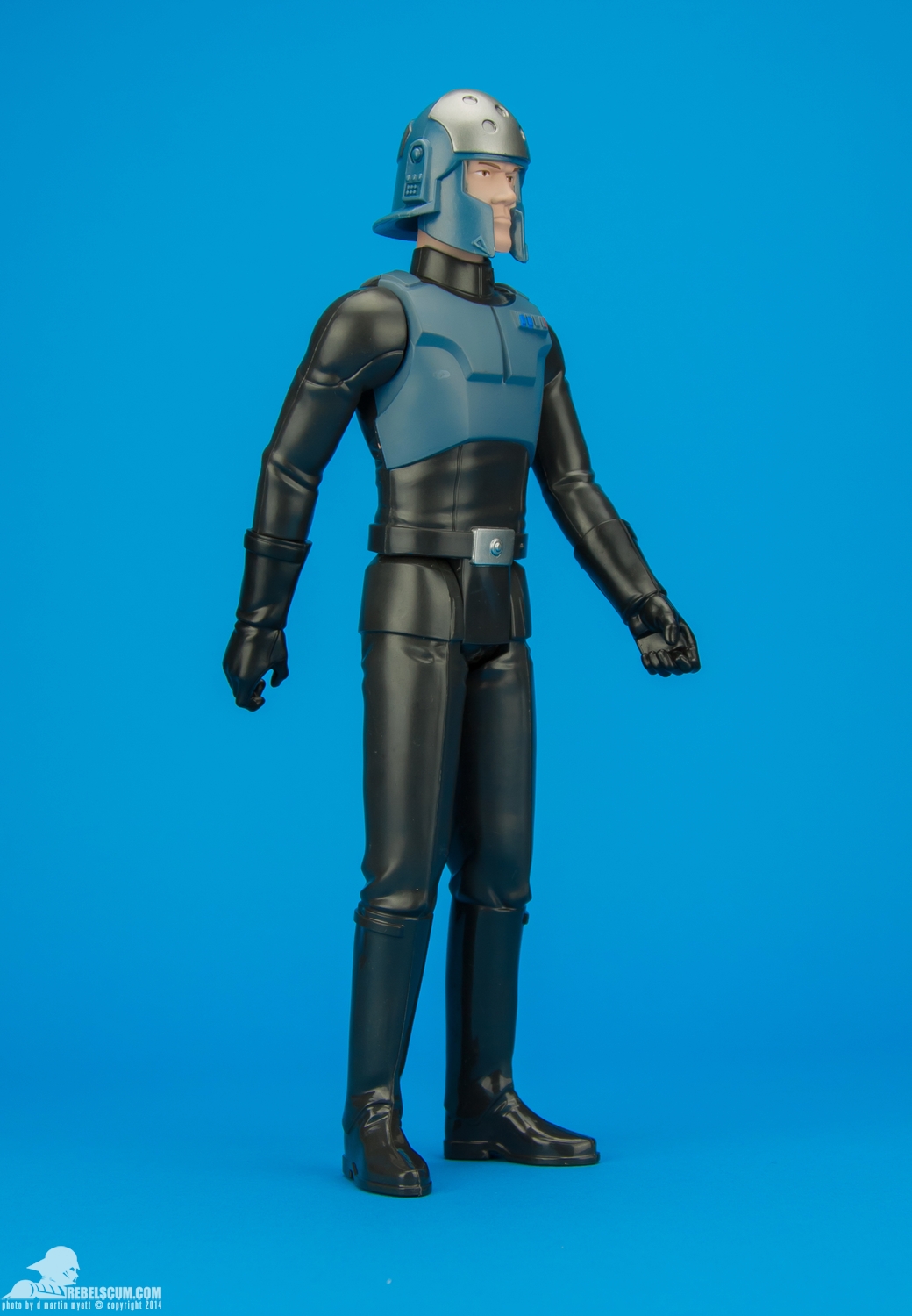 Agent-Kallus-Star-Wars-Rebels-Hero-Series-Figure-002.jpg