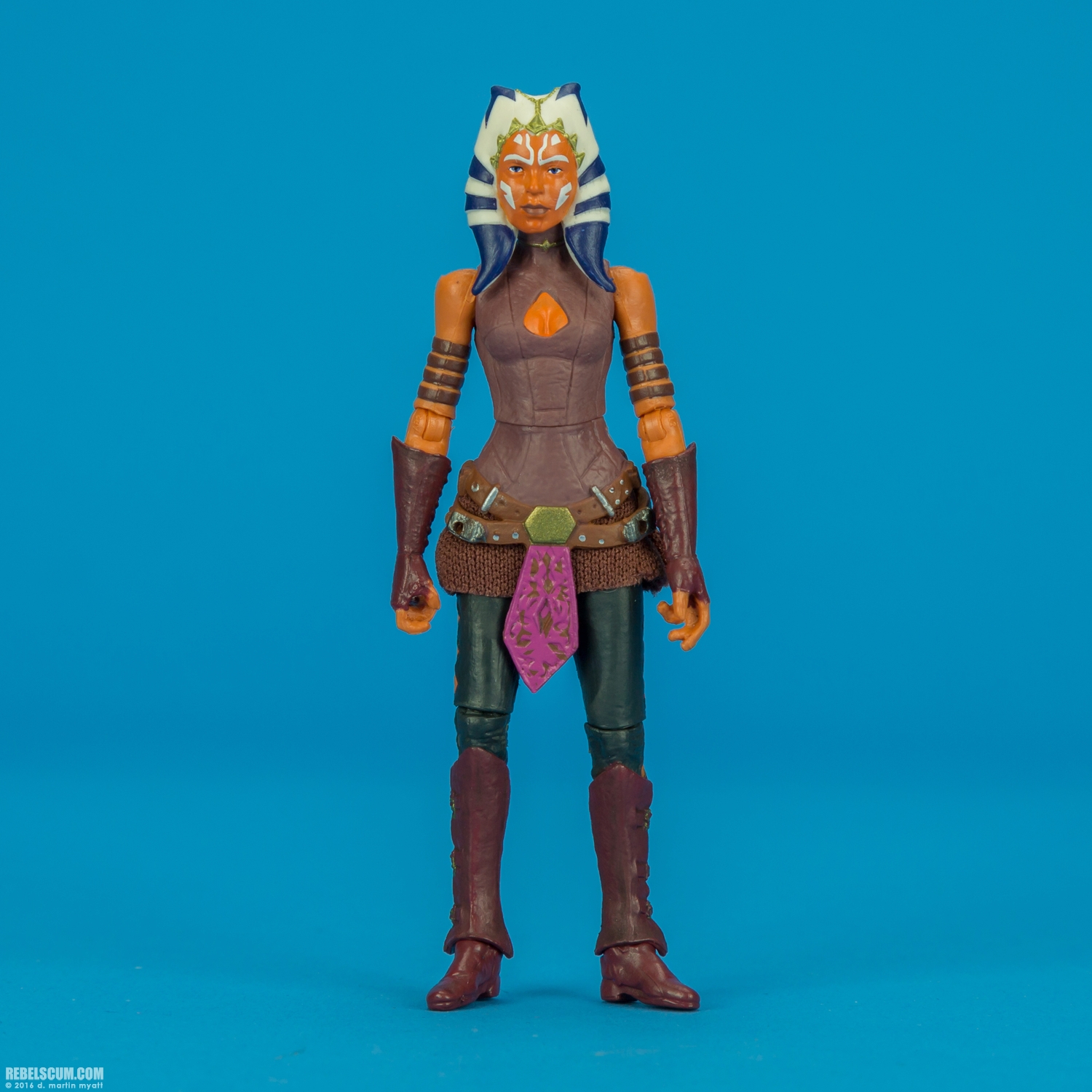 Ahsoka-Tano-The-Black-Series-Walmart-Star-Wars-Hasbro-001.jpg