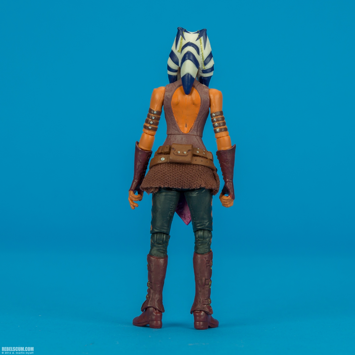 Ahsoka-Tano-The-Black-Series-Walmart-Star-Wars-Hasbro-004.jpg