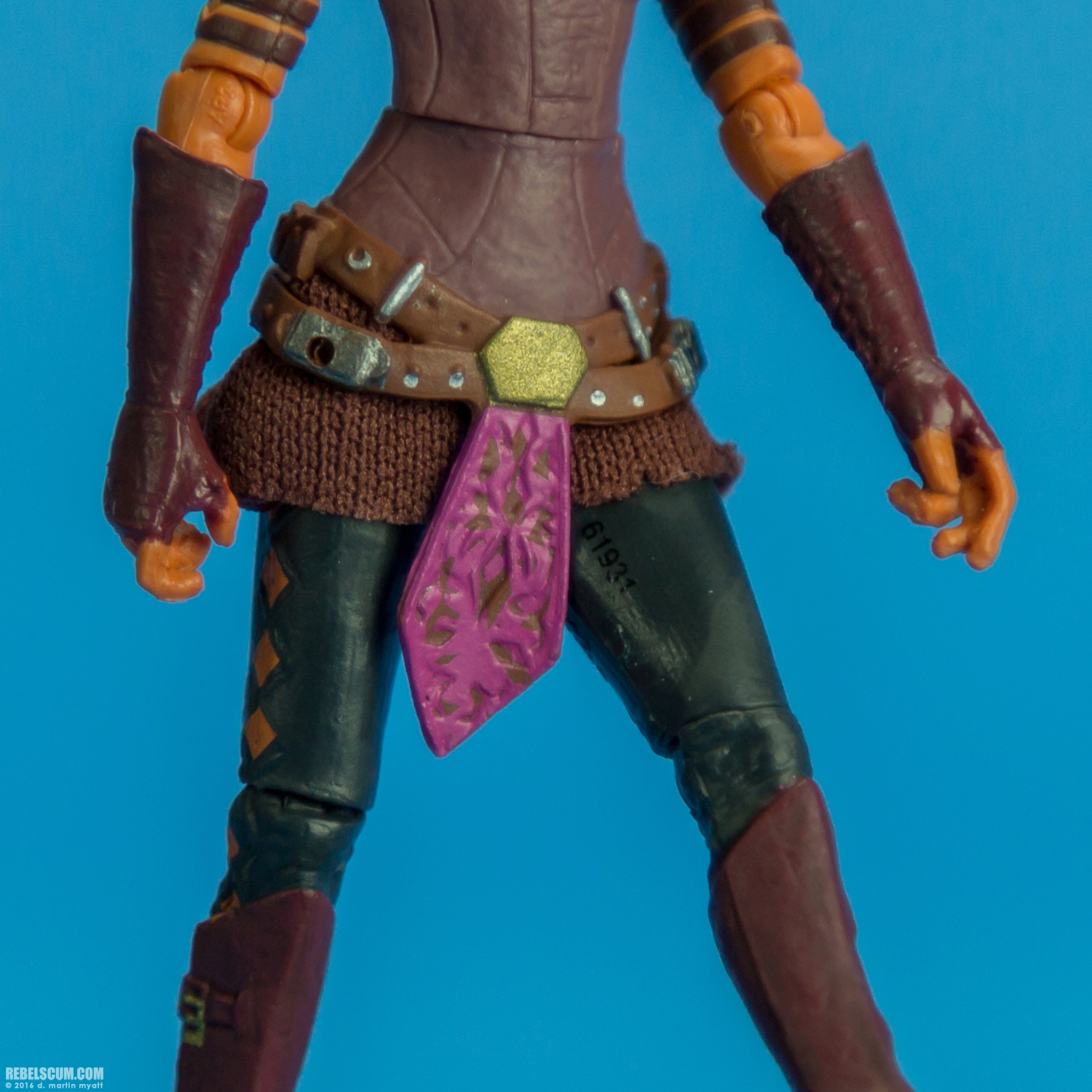 Ahsoka-Tano-The-Black-Series-Walmart-Star-Wars-Hasbro-008.jpg