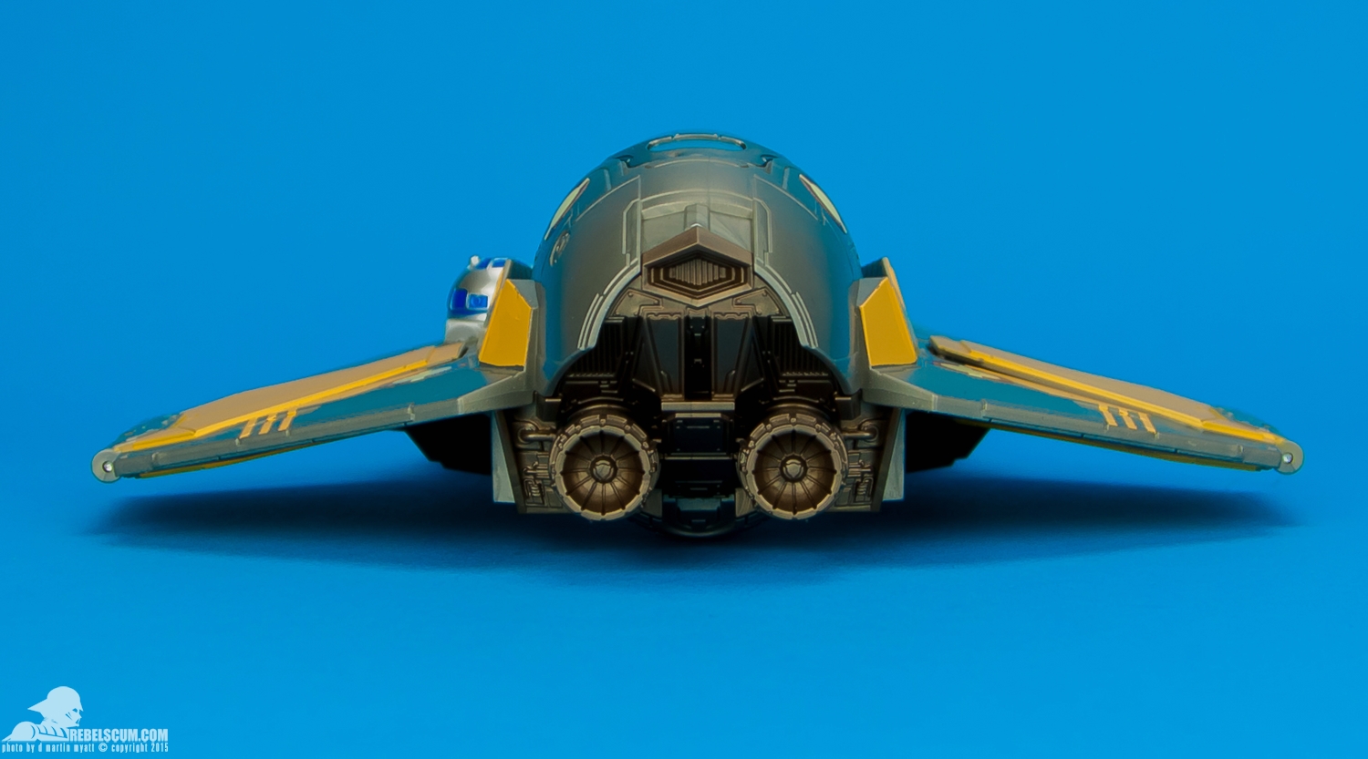 Anakin-Jedi-Starfighter-2013-Saga-Legends-Class-II-009.jpg