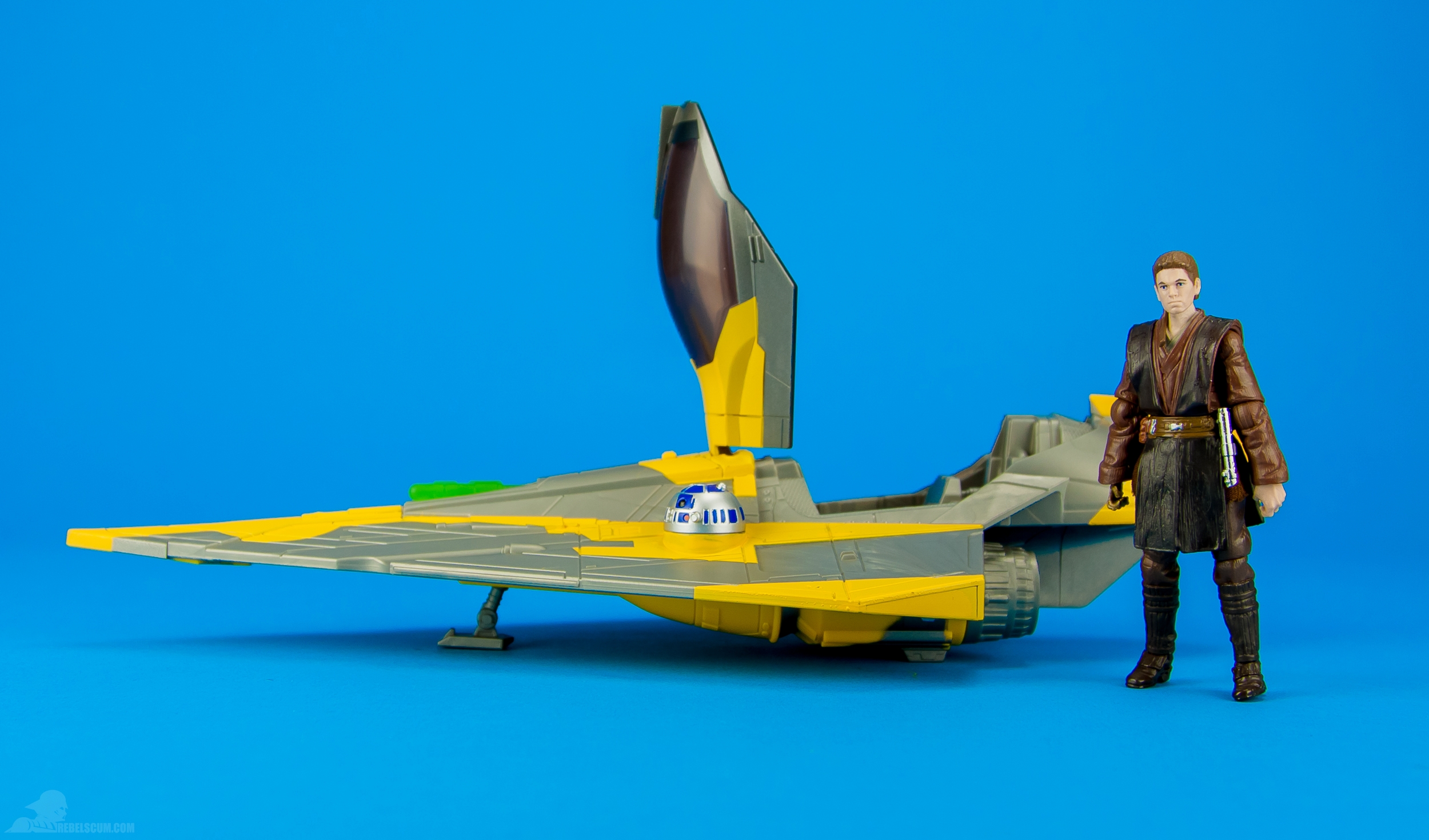 Anakin-Jedi-Starfighter-2014-Saga-Legends-Class-II-013.jpg