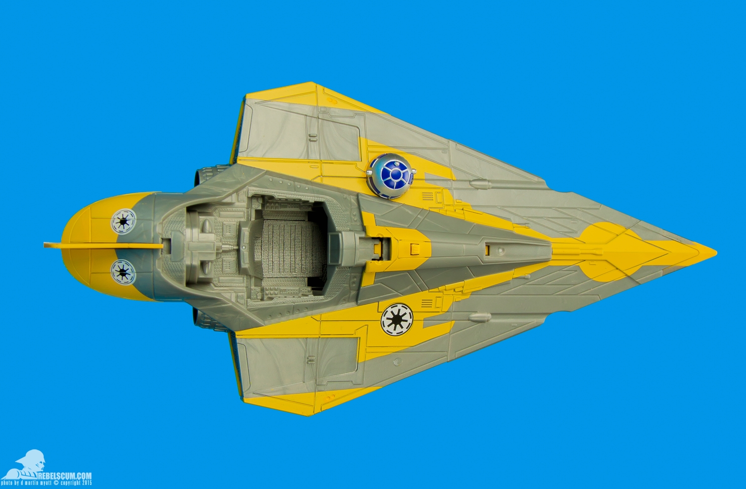 Anakin-Jedi-Starfighter-Rebels-class-II-Vehicle-2014-007.jpg