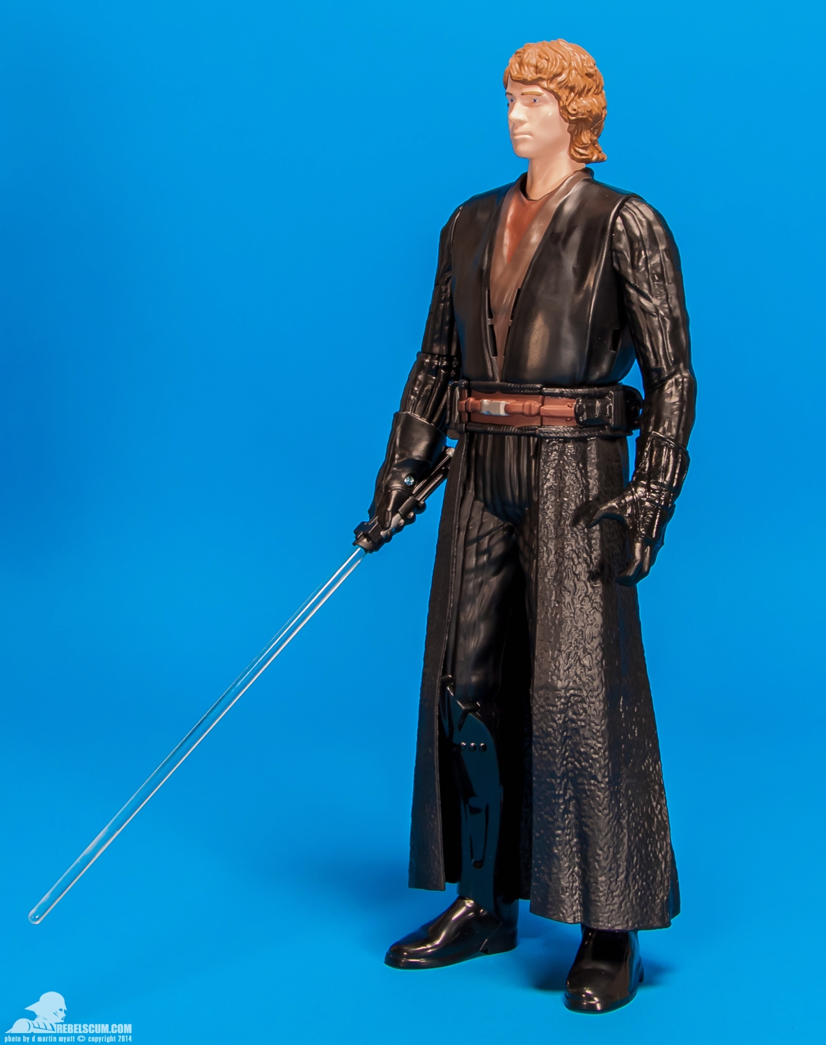 Anakin-To-Darth-Vader-12-Inch-Figure-Hasbro-007.jpg