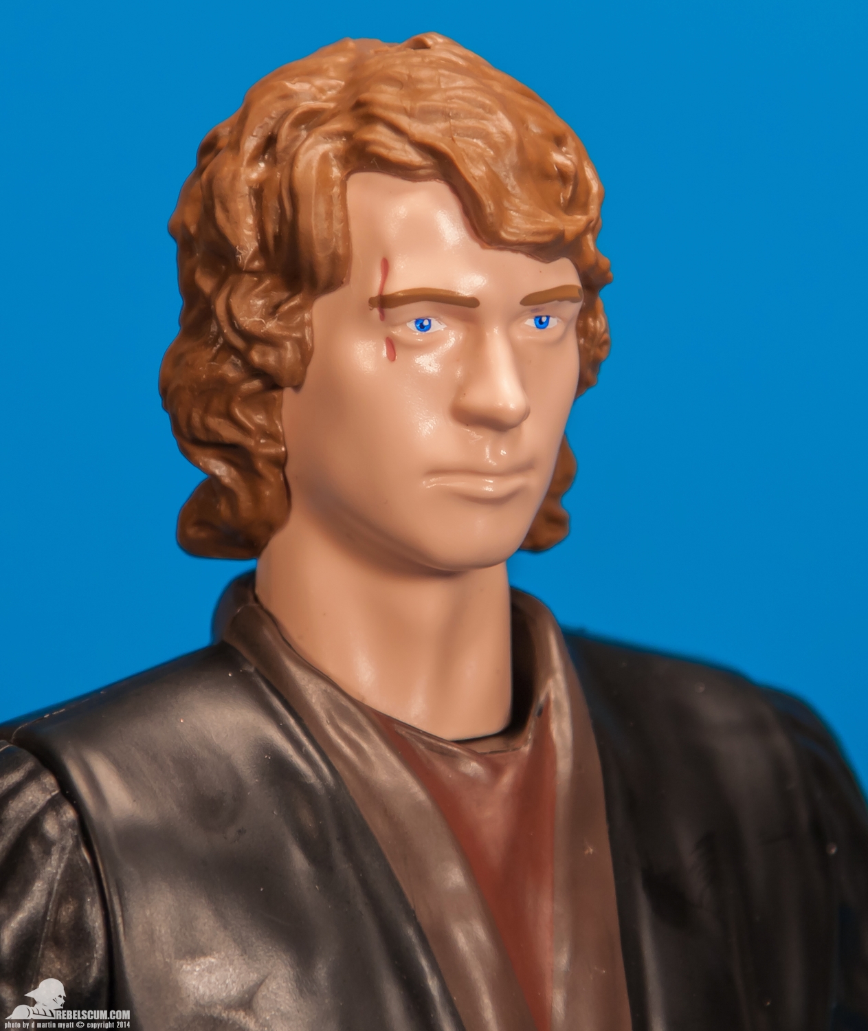 Anakin-To-Darth-Vader-12-Inch-Figure-Hasbro-010.jpg