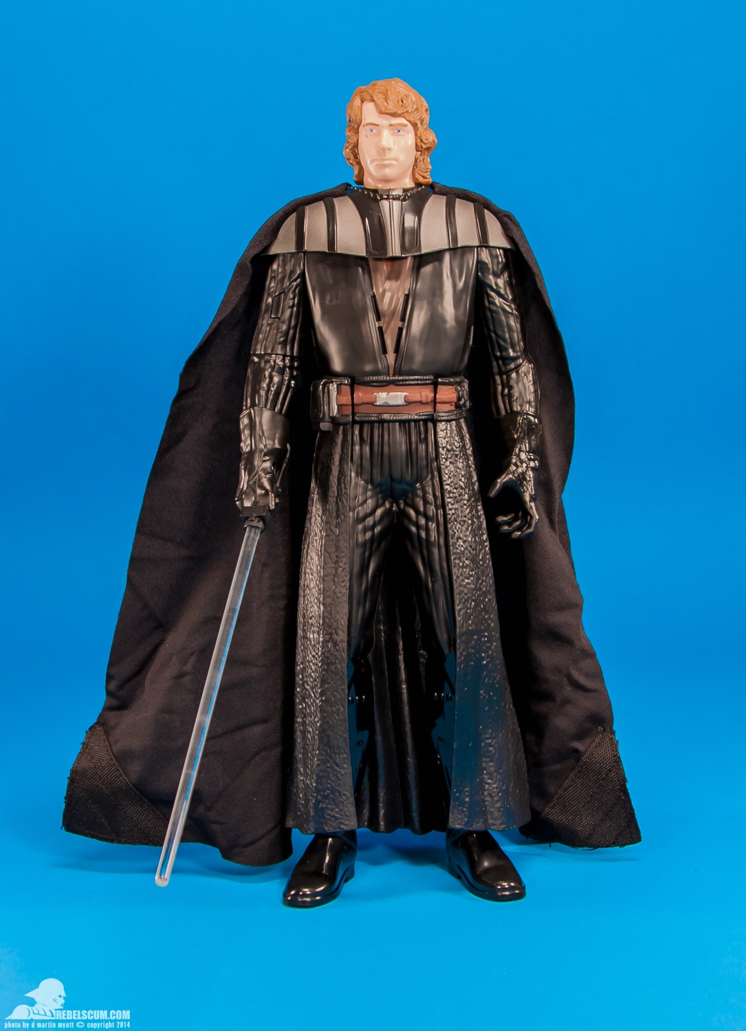 Anakin-To-Darth-Vader-12-Inch-Figure-Hasbro-014.jpg