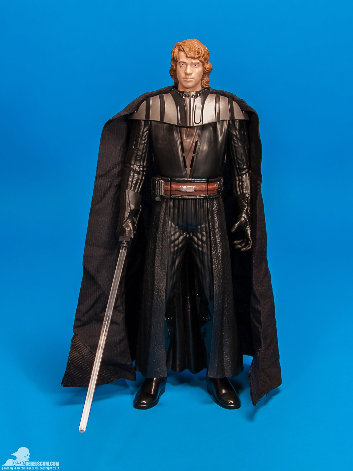 Anakin-To-Darth-Vader-12-Inch-Figure-Hasbro-016.jpg