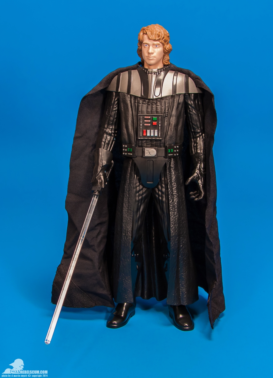 Anakin-To-Darth-Vader-12-Inch-Figure-Hasbro-017.jpg