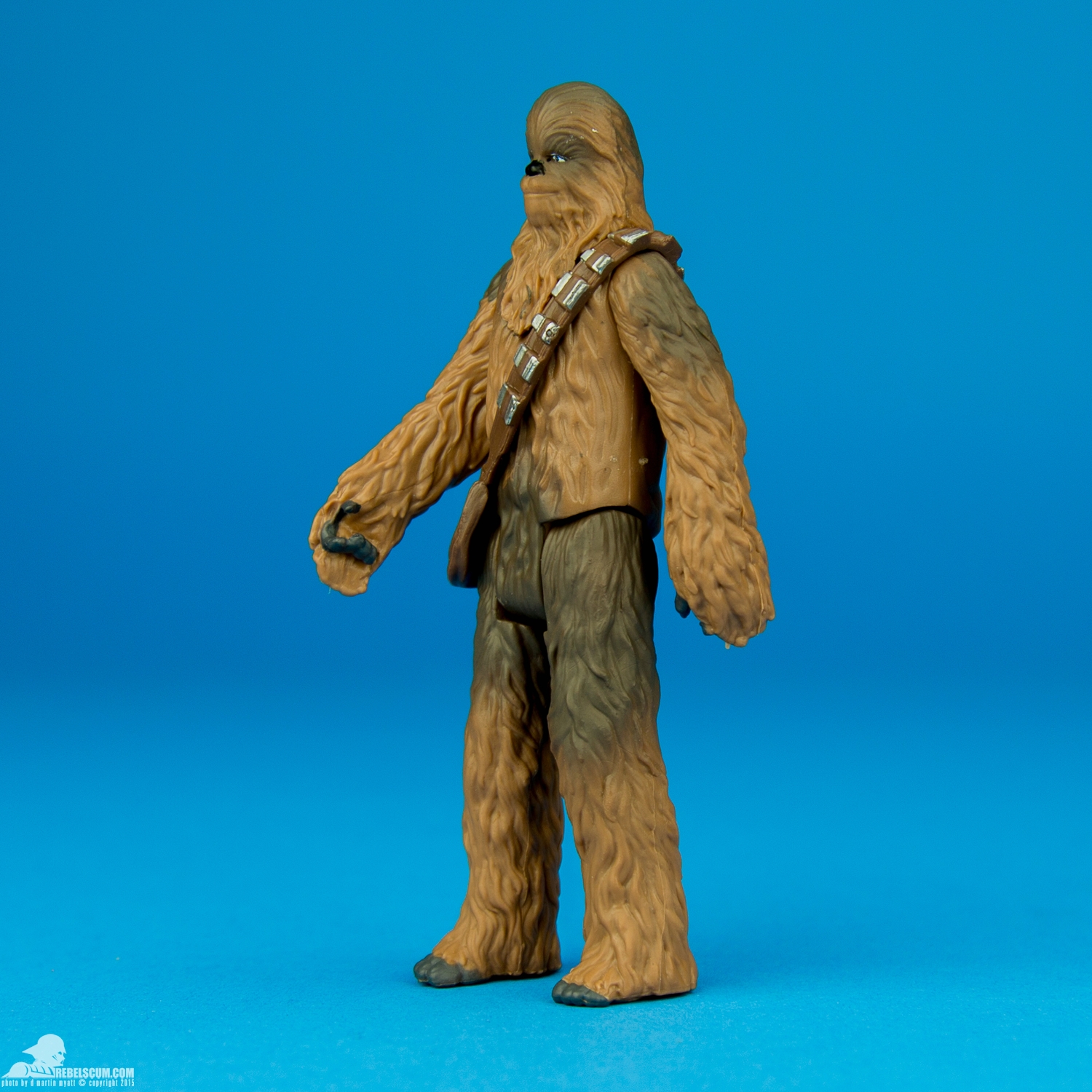 Armor-Up-Chewbacca-The-Force-Awakens-003.jpg