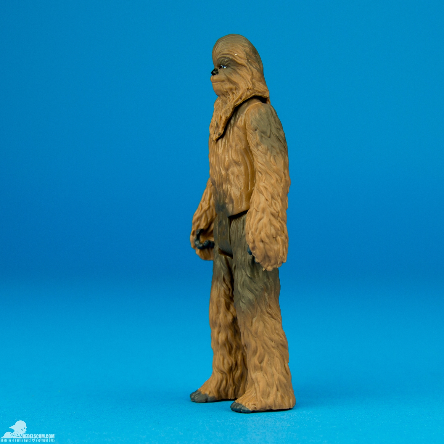 Armor-Up-Chewbacca-The-Force-Awakens-007.jpg