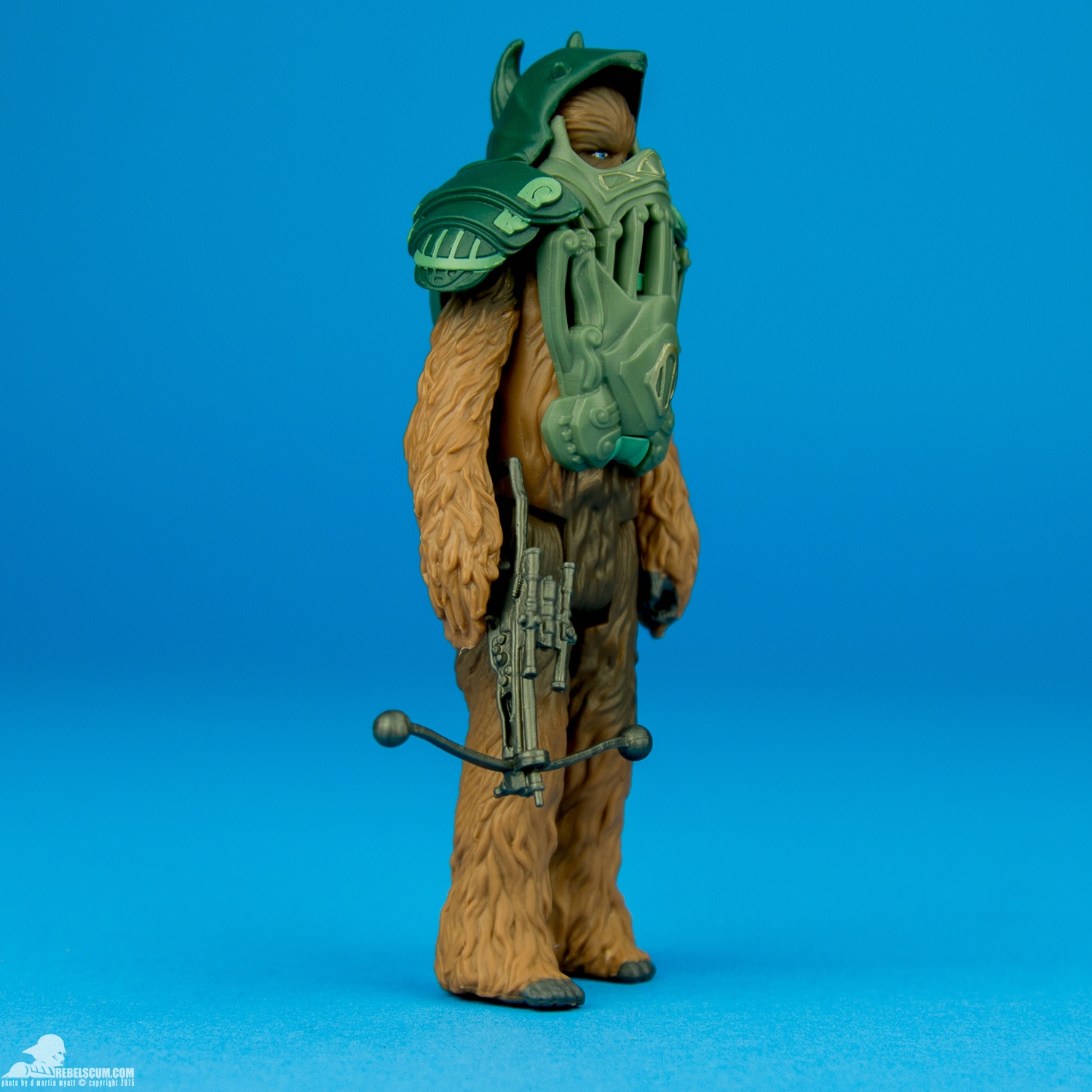 Armor-Up-Chewbacca-The-Force-Awakens-010.jpg