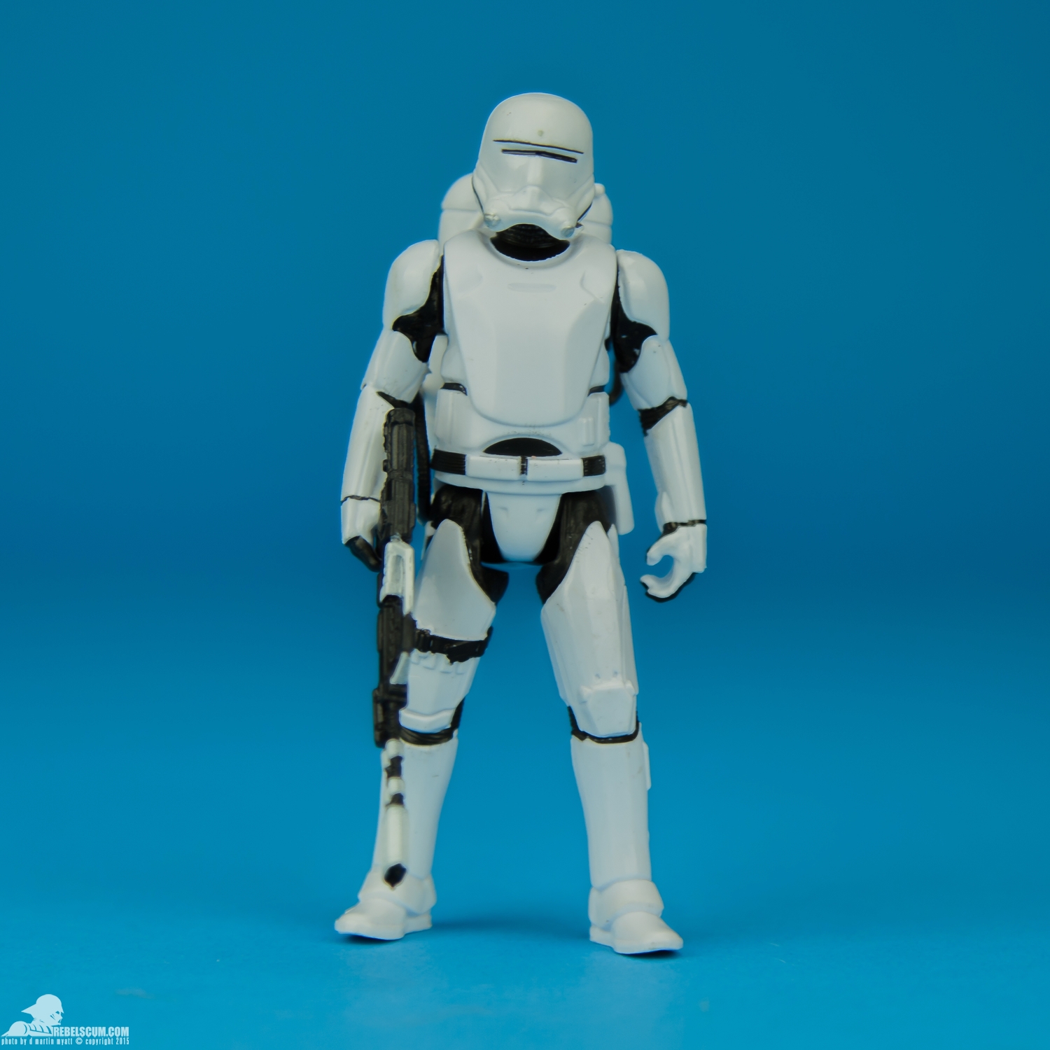 Armor-Up-First-Order-Flametrooper-The-Force-Awakens-005.jpg