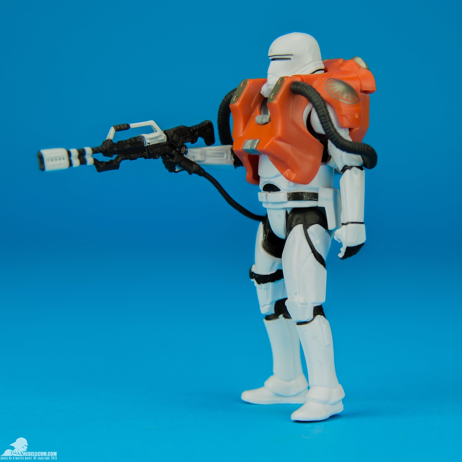 Armor-Up-First-Order-Flametrooper-The-Force-Awakens-014.jpg