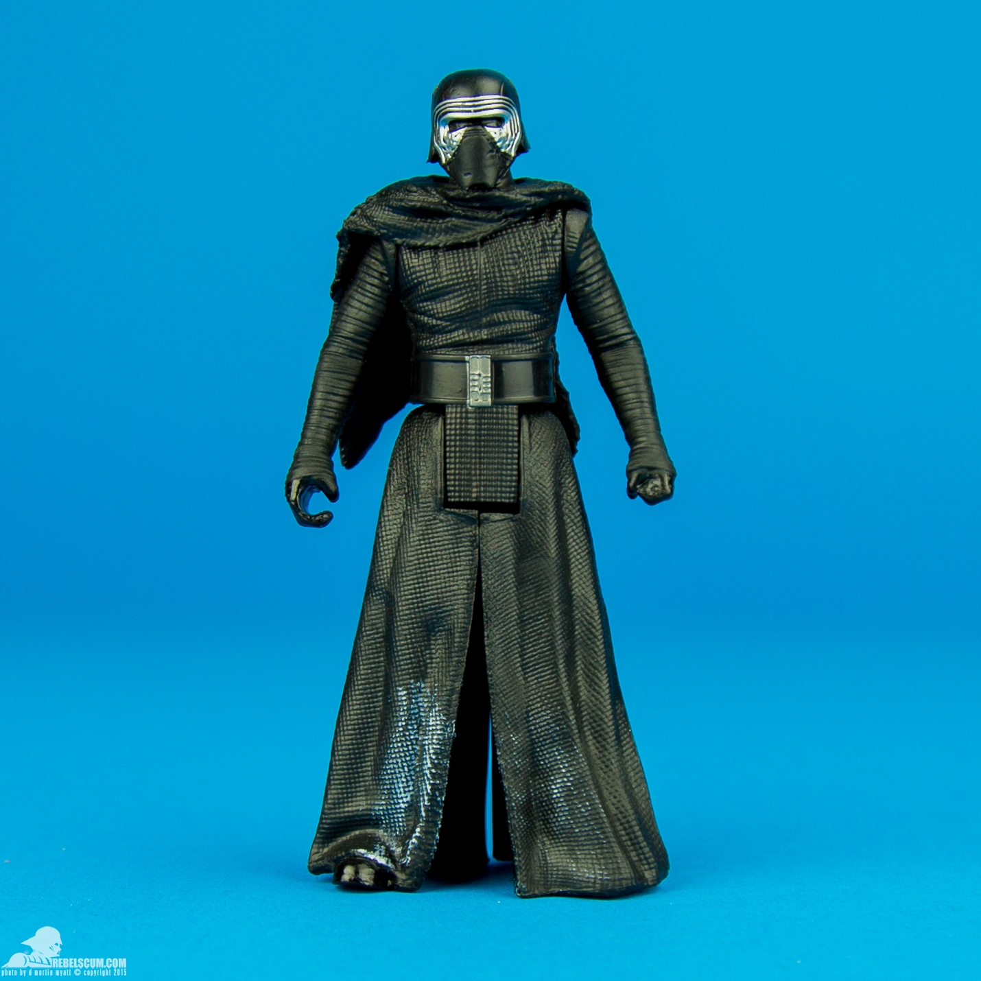 Armor-Up-Kylo-Ren-The-Force-Awakens-Hasbro-005.jpg