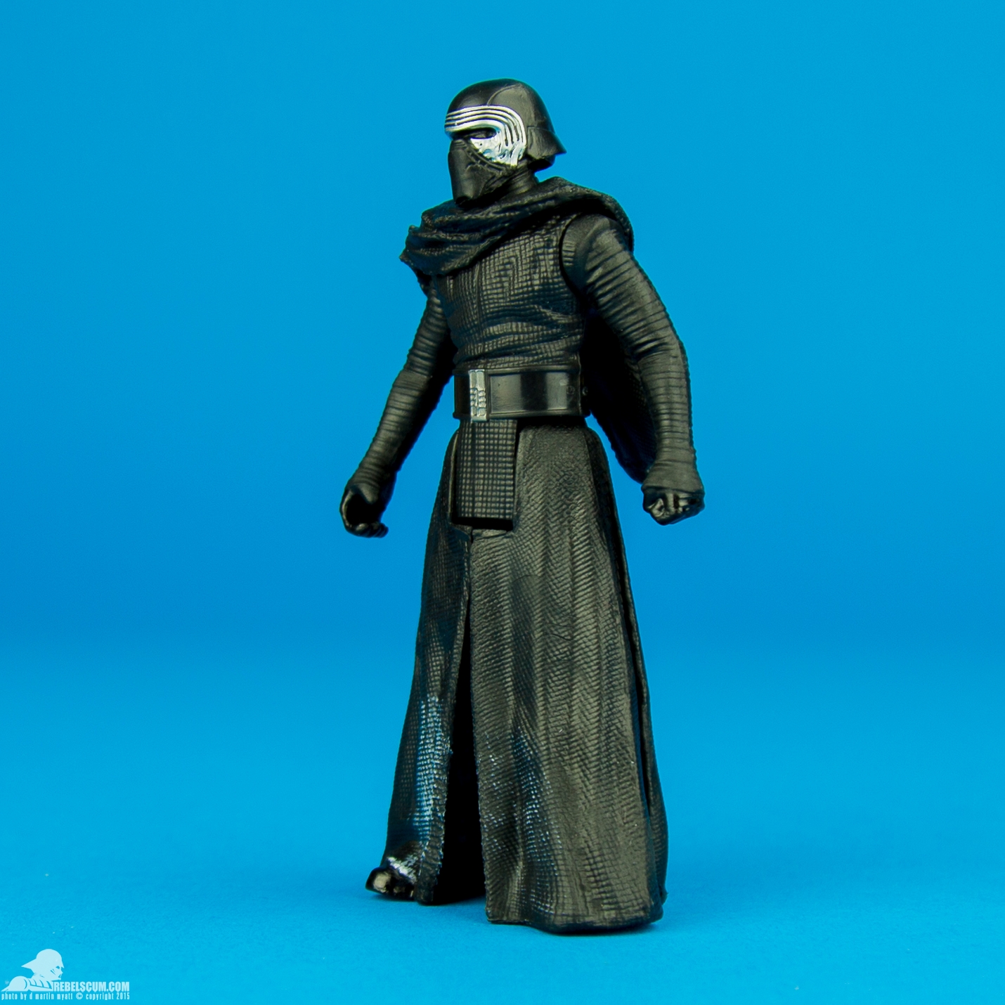 Armor-Up-Kylo-Ren-The-Force-Awakens-Hasbro-007.jpg