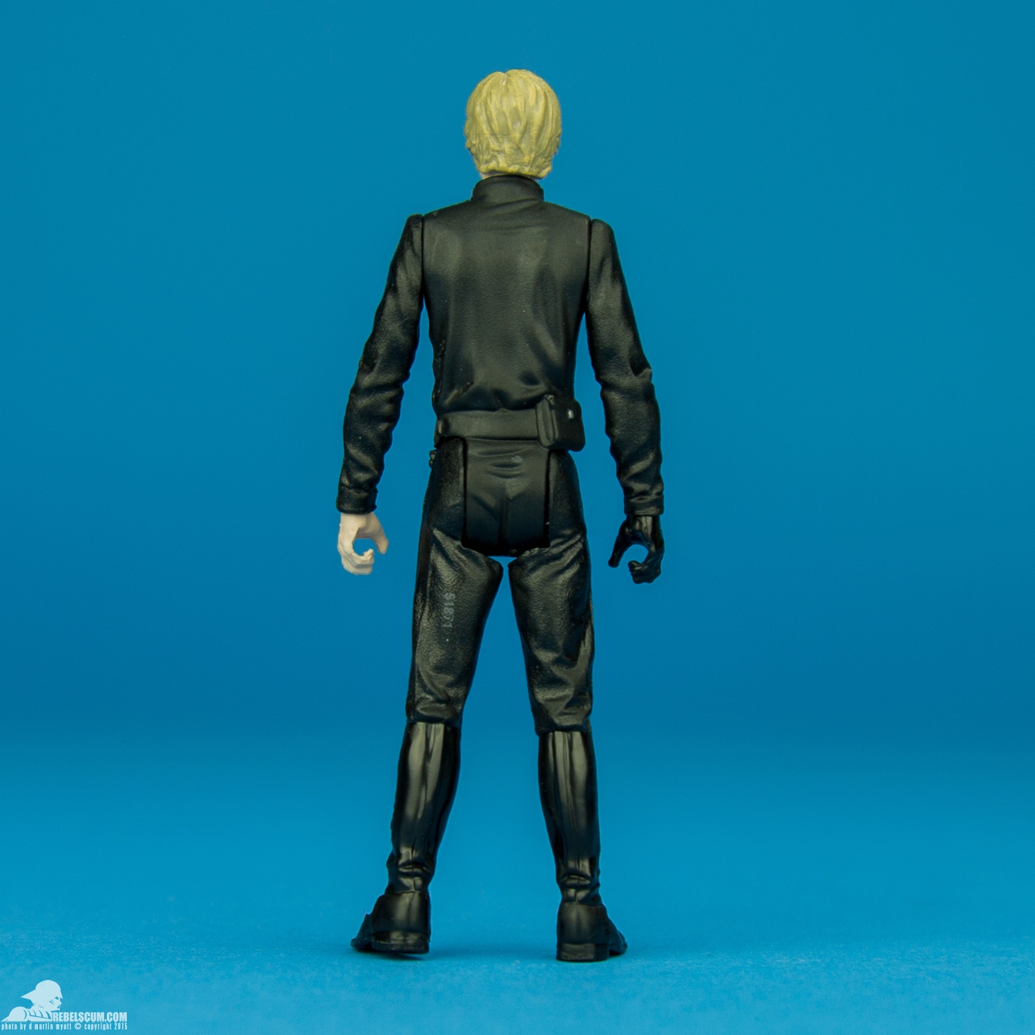 Armor-Up-Luke-Skywalker-ROTJ-The-Force-Awakens-004.jpg