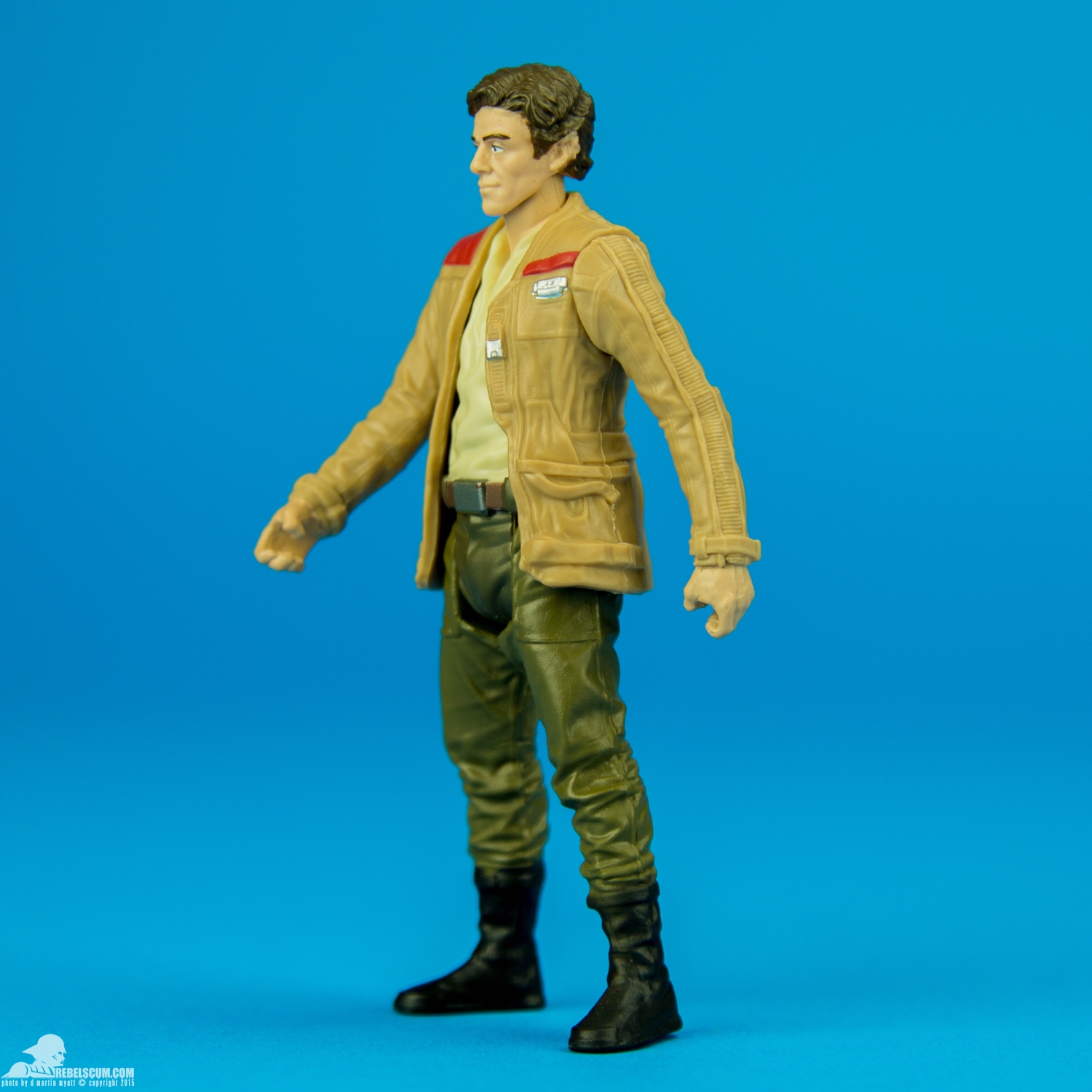 Armor-Up-Poe-Dameron-The-Force-Awakens-Hasbro-003.jpg