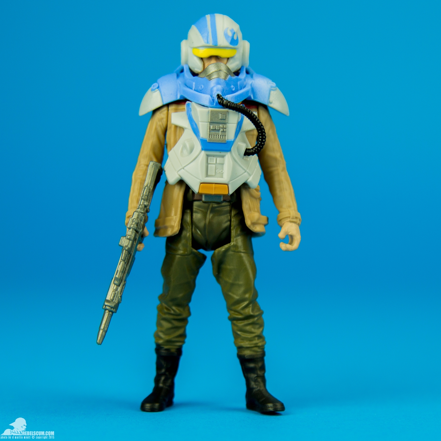 Armor-Up-Poe-Dameron-The-Force-Awakens-Hasbro-005.jpg
