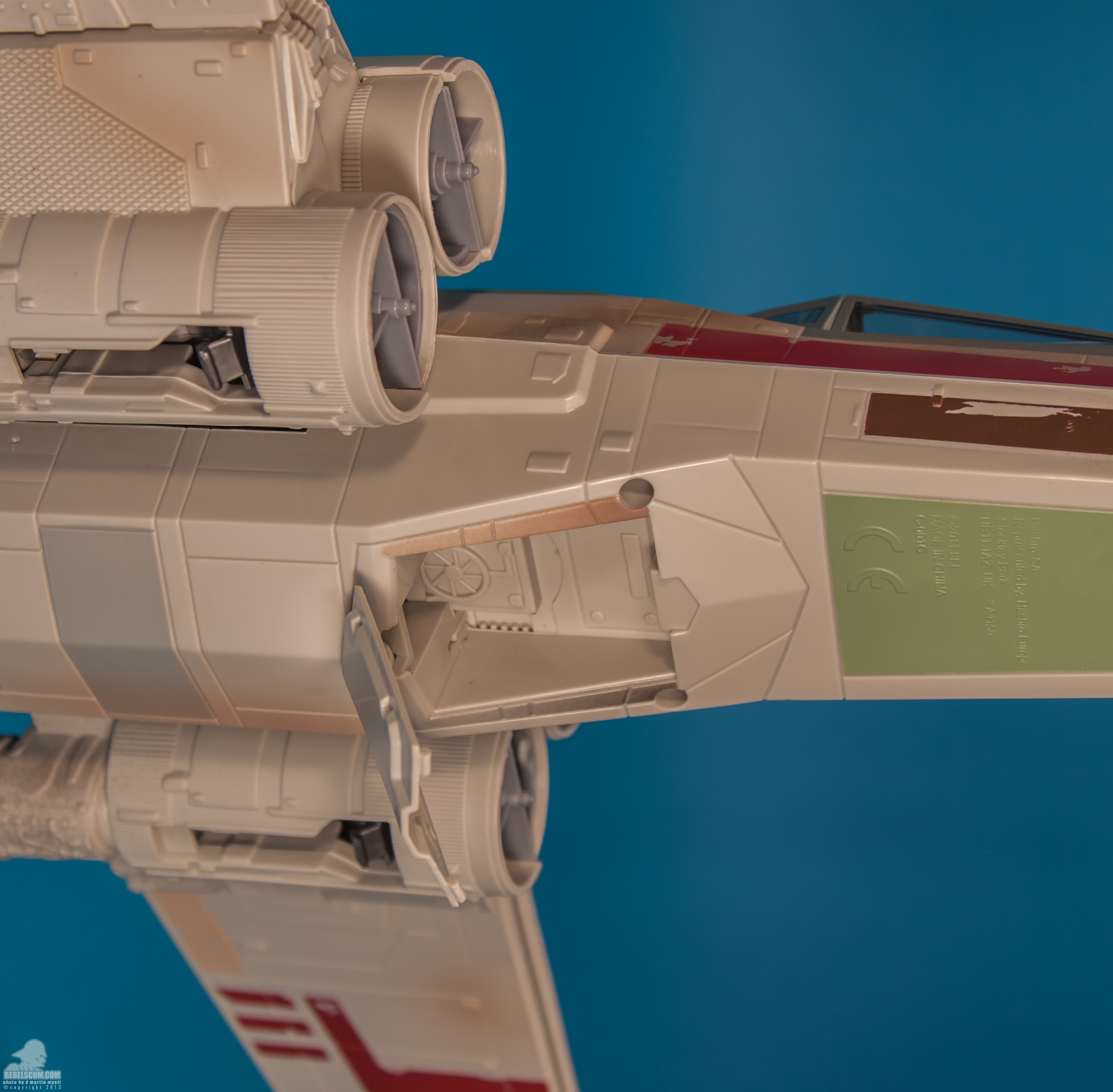 Biggs-Red-3-X-Wing-Fighter-The-Vintage-Collection-TVC-Hasbro-030.jpg