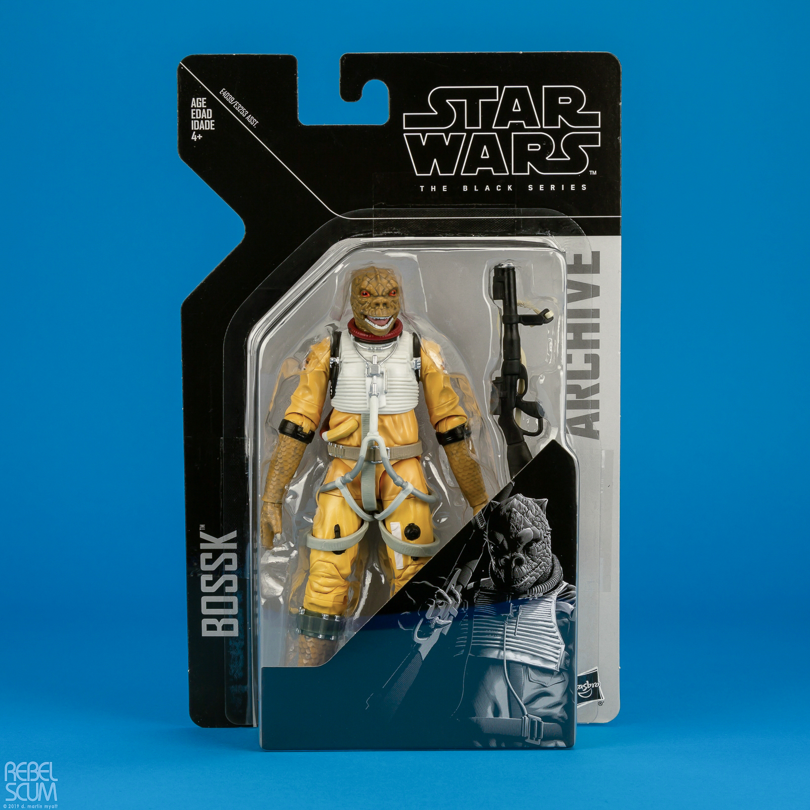 Bossk-The-Black-Series-Archive-Star-Wars-Hasbro-017.jpg