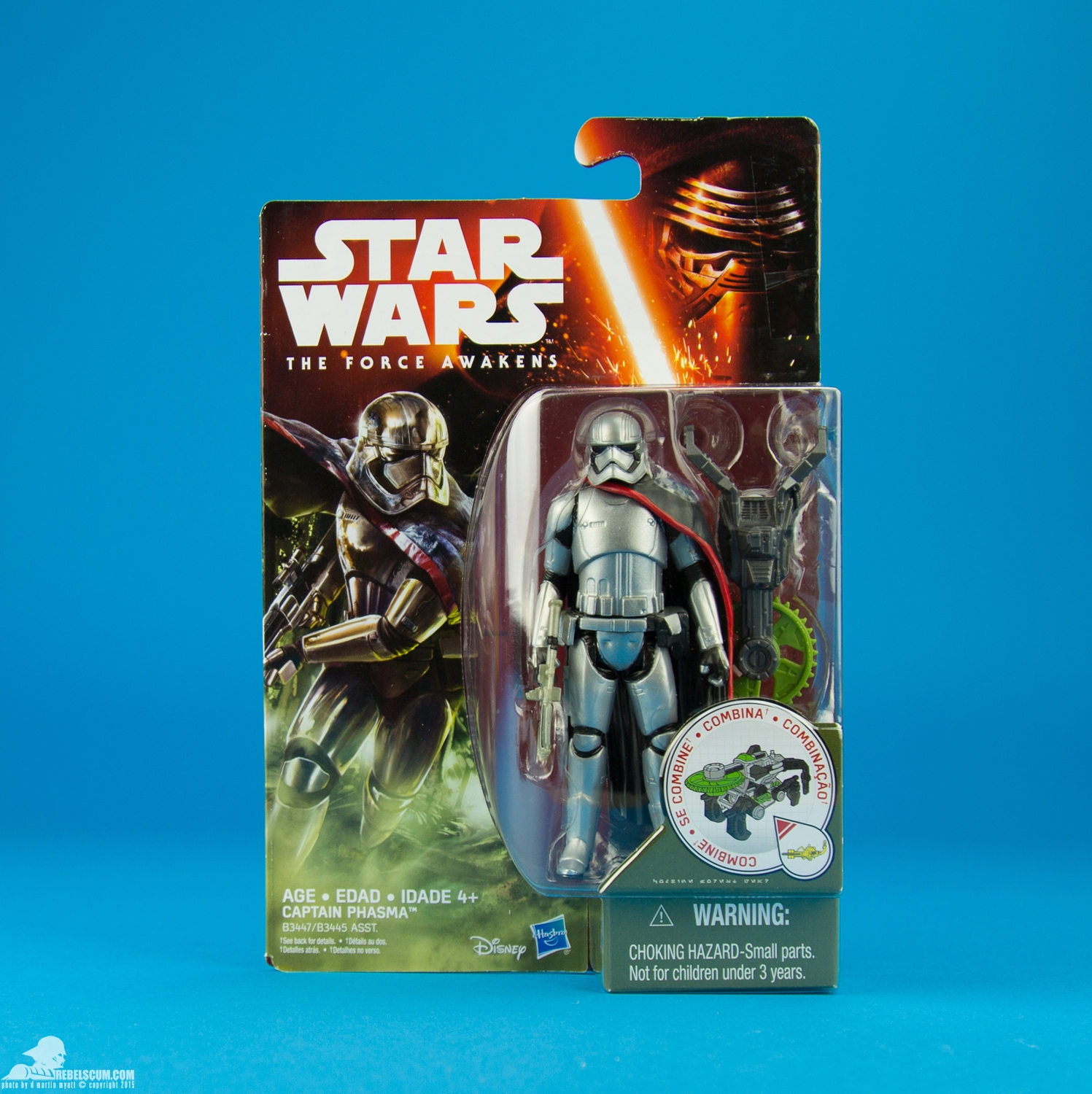 Captain-Phasma-Star-Wars-The-Force-Awakens-Hasbro-016.jpg