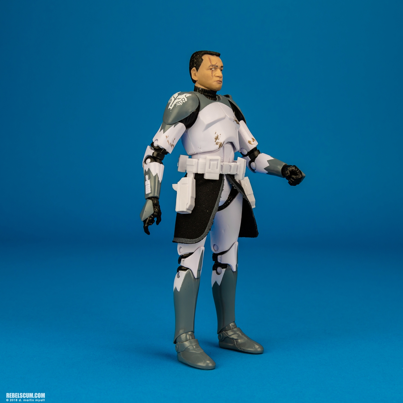 Clone-Commander-Wolffe-E2259-The-Black-Series-6-inch-002.jpg