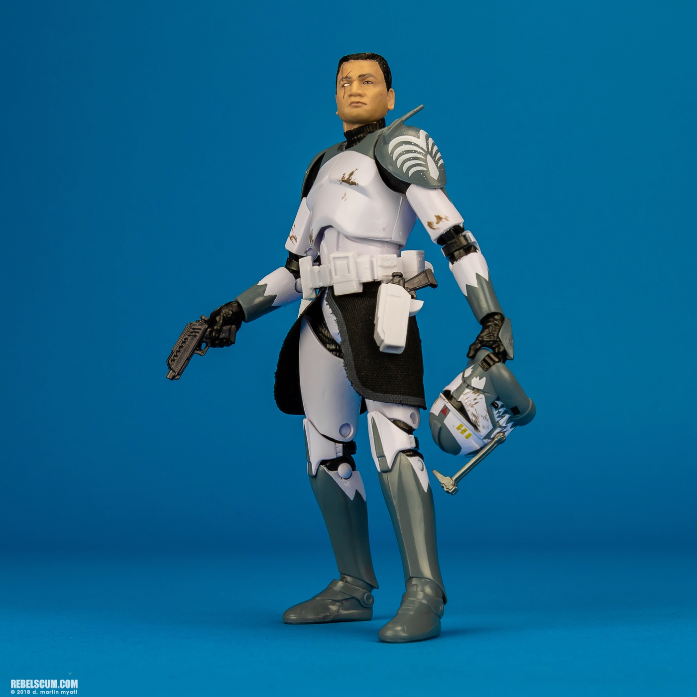 Clone-Commander-Wolffe-E2259-The-Black-Series-6-inch-012.jpg