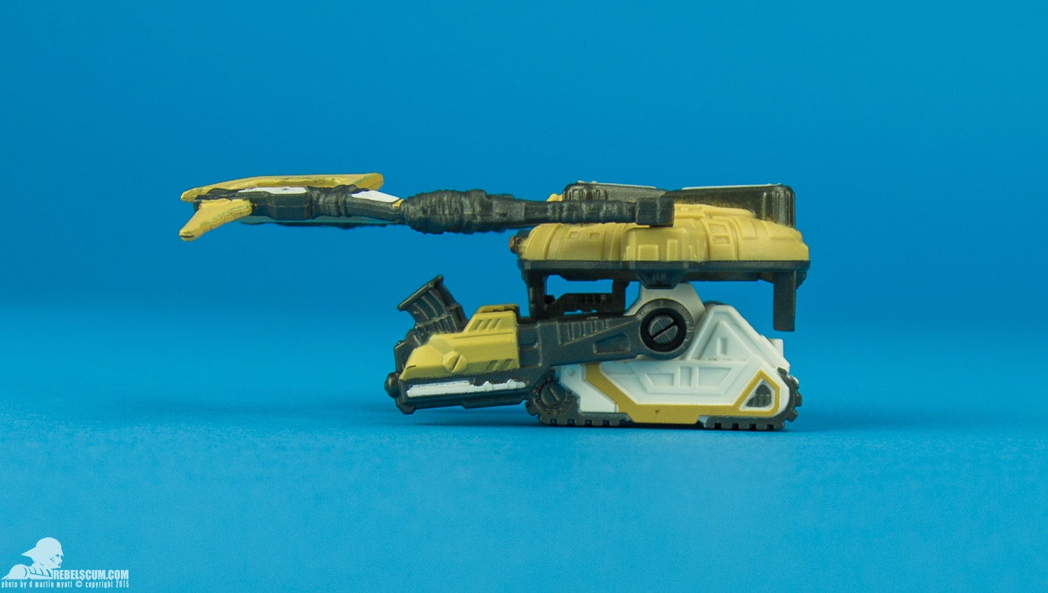 Constable-Zuvio-Star-Wars-The-Force-Awakens-Hasbro-016.jpg