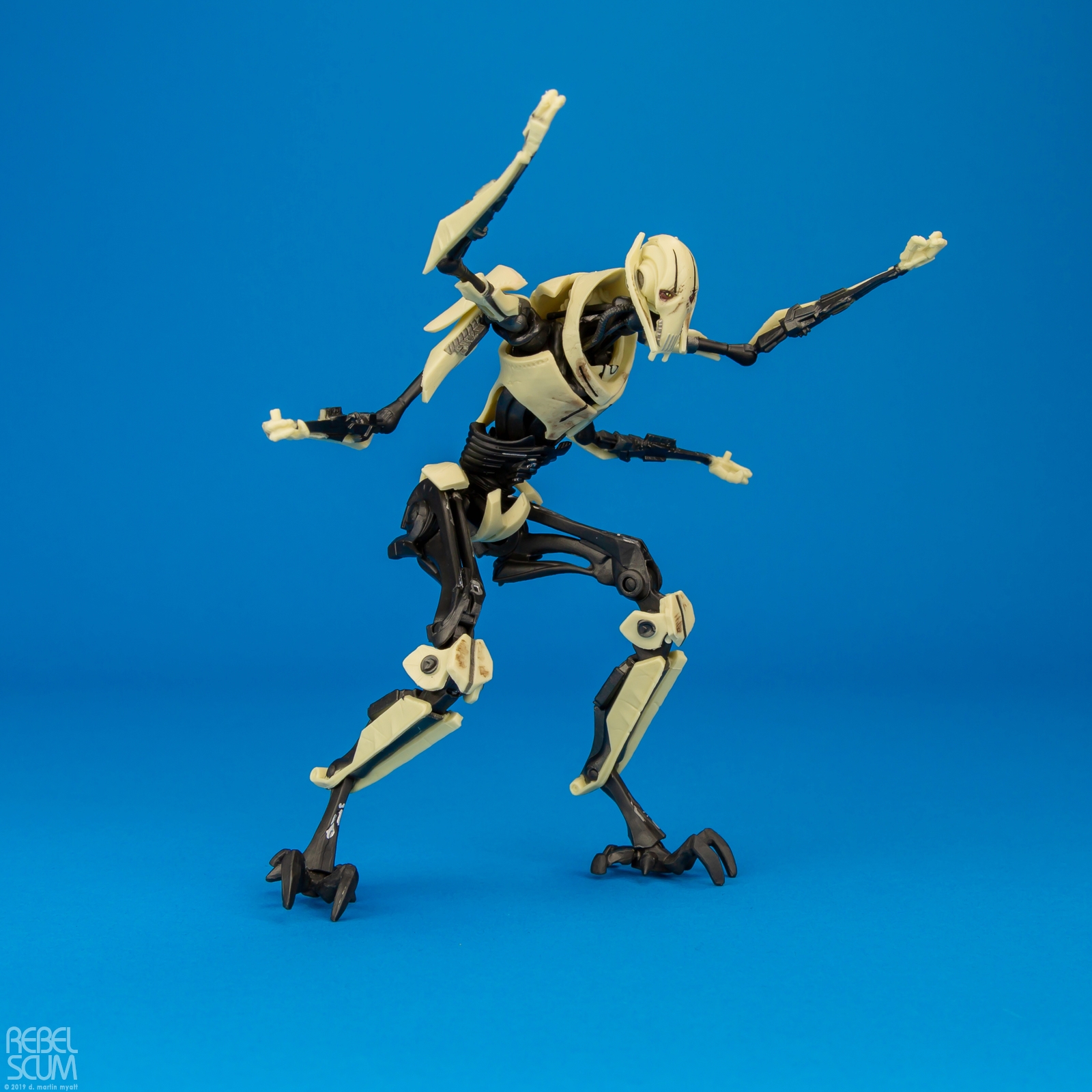 D1-General-Grievous-The-Black-Series-Hasbro-006.jpg