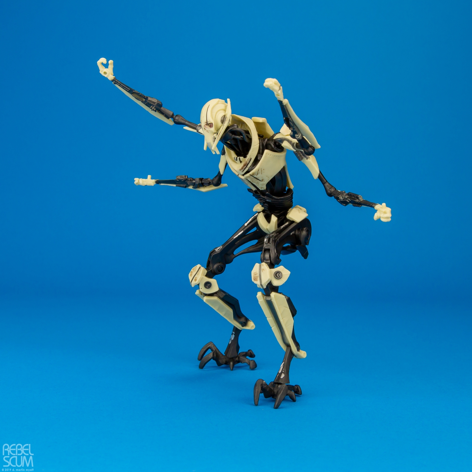 D1-General-Grievous-The-Black-Series-Hasbro-007.jpg